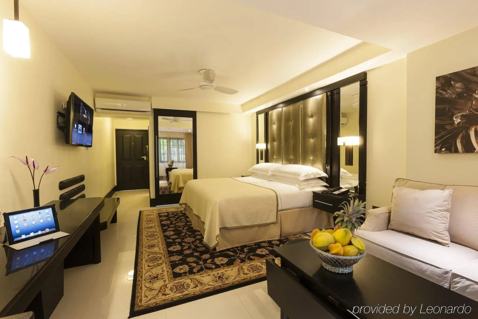 Terra Nova, BW Premier Collection