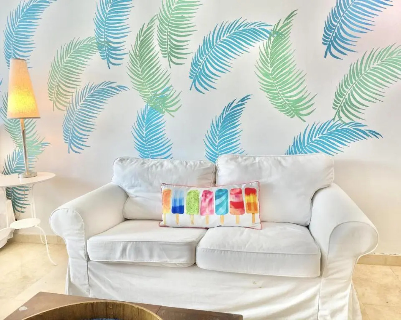 KASA El Sol by the Sea - Cabana Studio Apartment BEACHFRONT CONDO POOL Parking