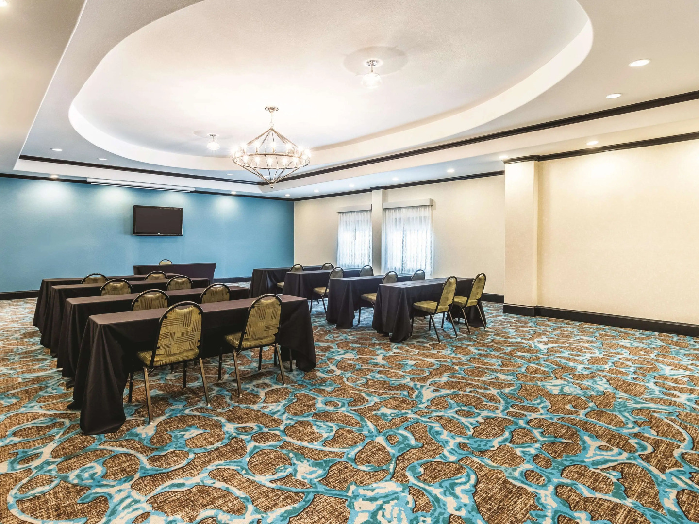 La Quinta Inn & Suites by Wyndham Dallas Grand Prairie South