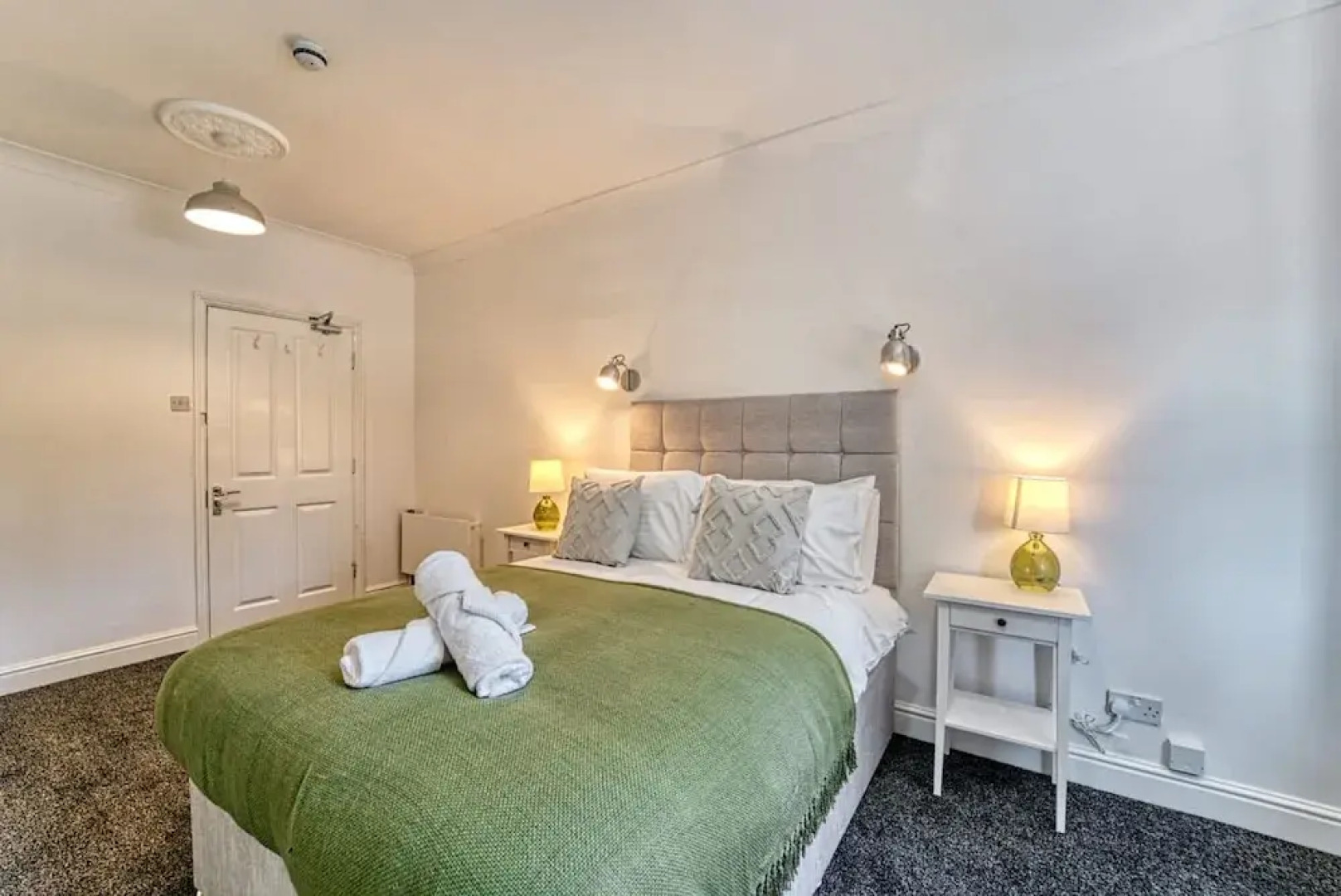 Host Stay Chester House Retreat