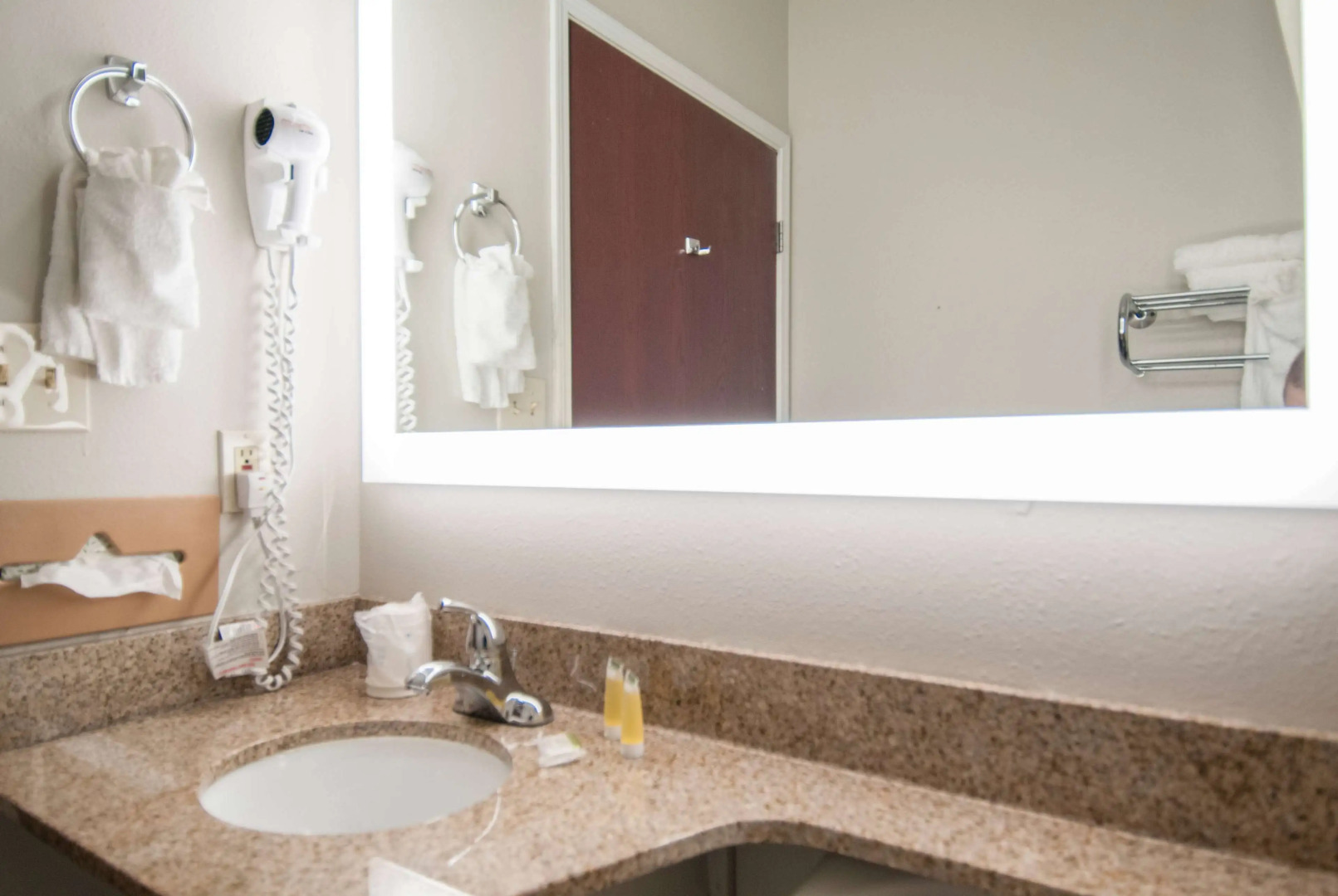 Microtel Inn & Suites by Wyndham Scott/Lafayette