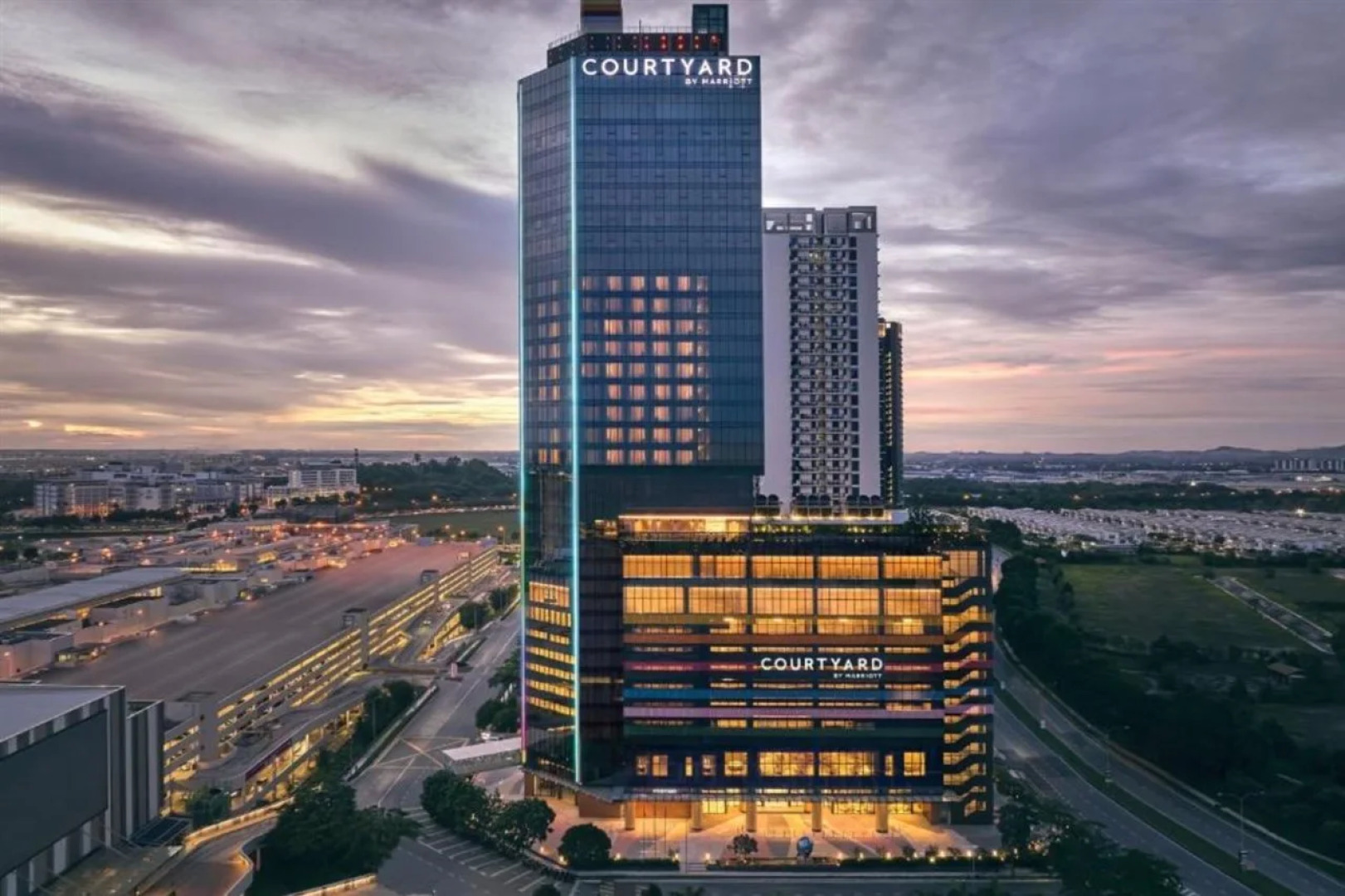 Courtyard By Marriott Setia Alam