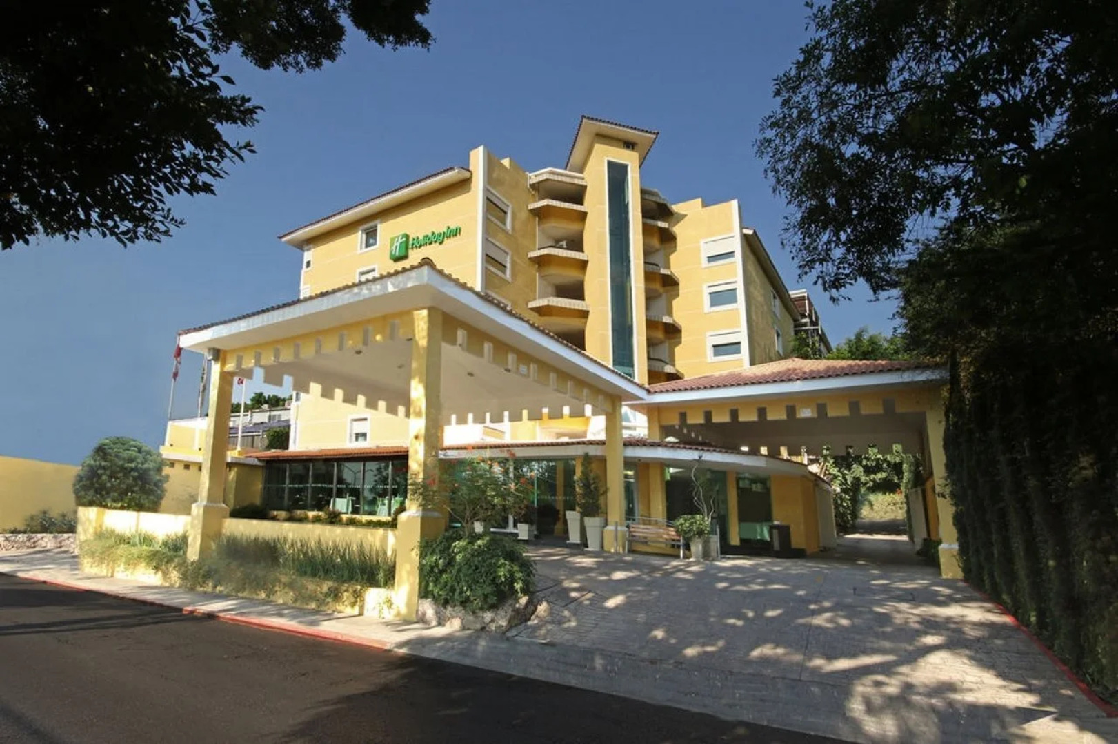Holiday Inn Cuernavaca by IHG