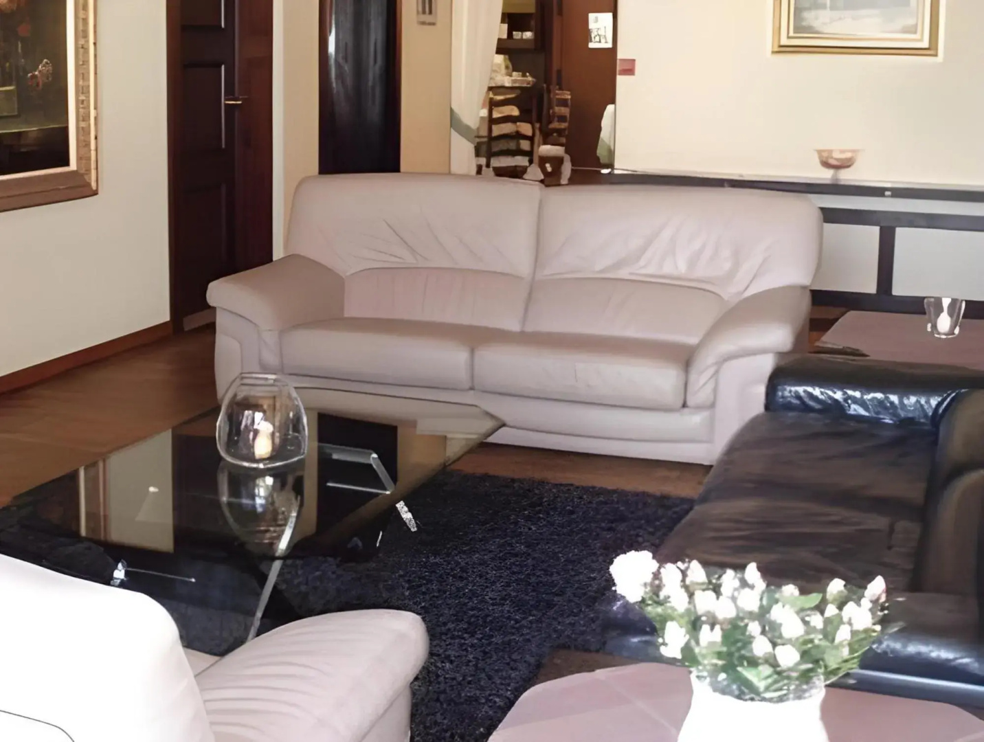 Hotel Ambassade