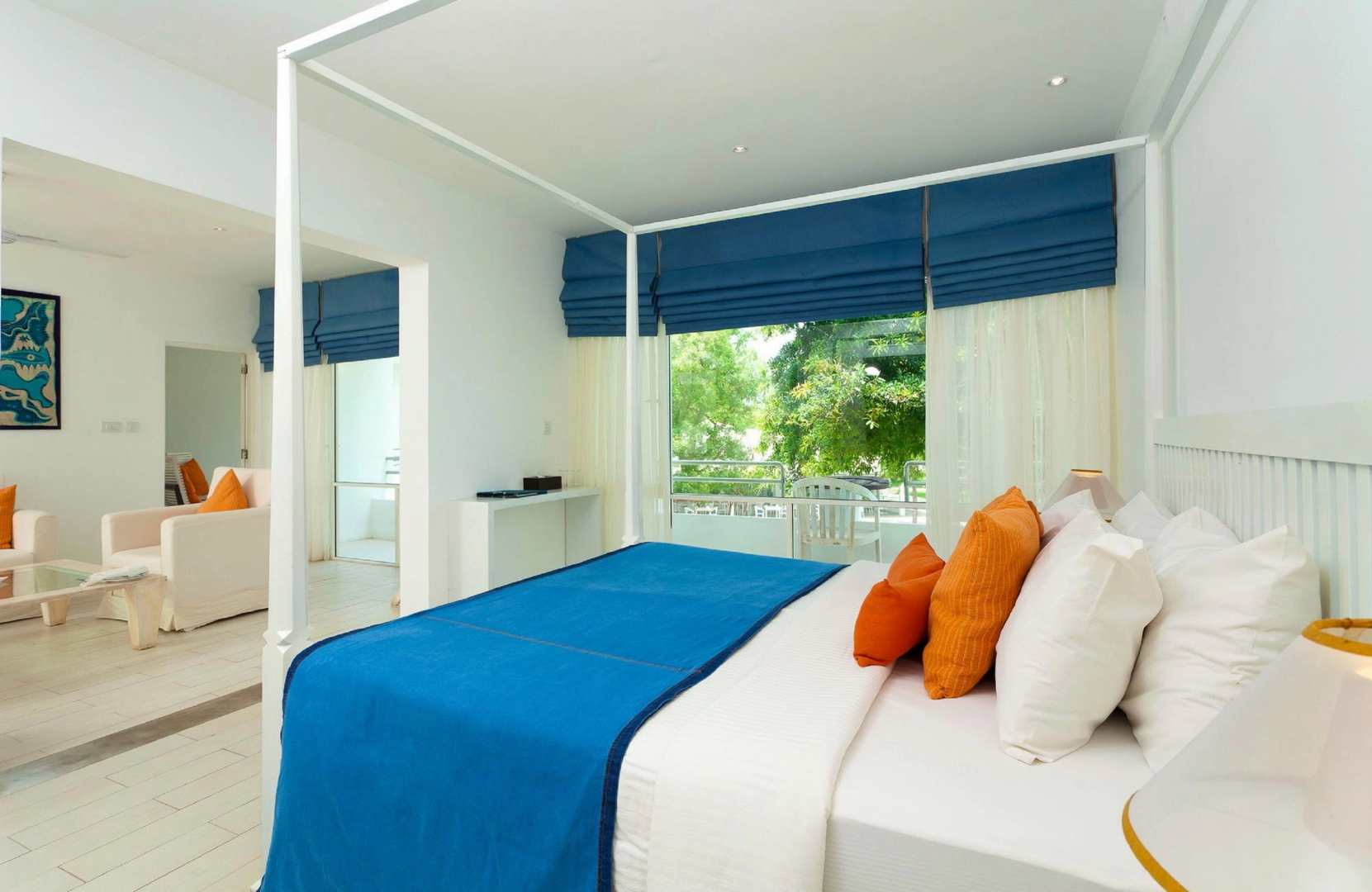 Trinco Blu by Cinnamon