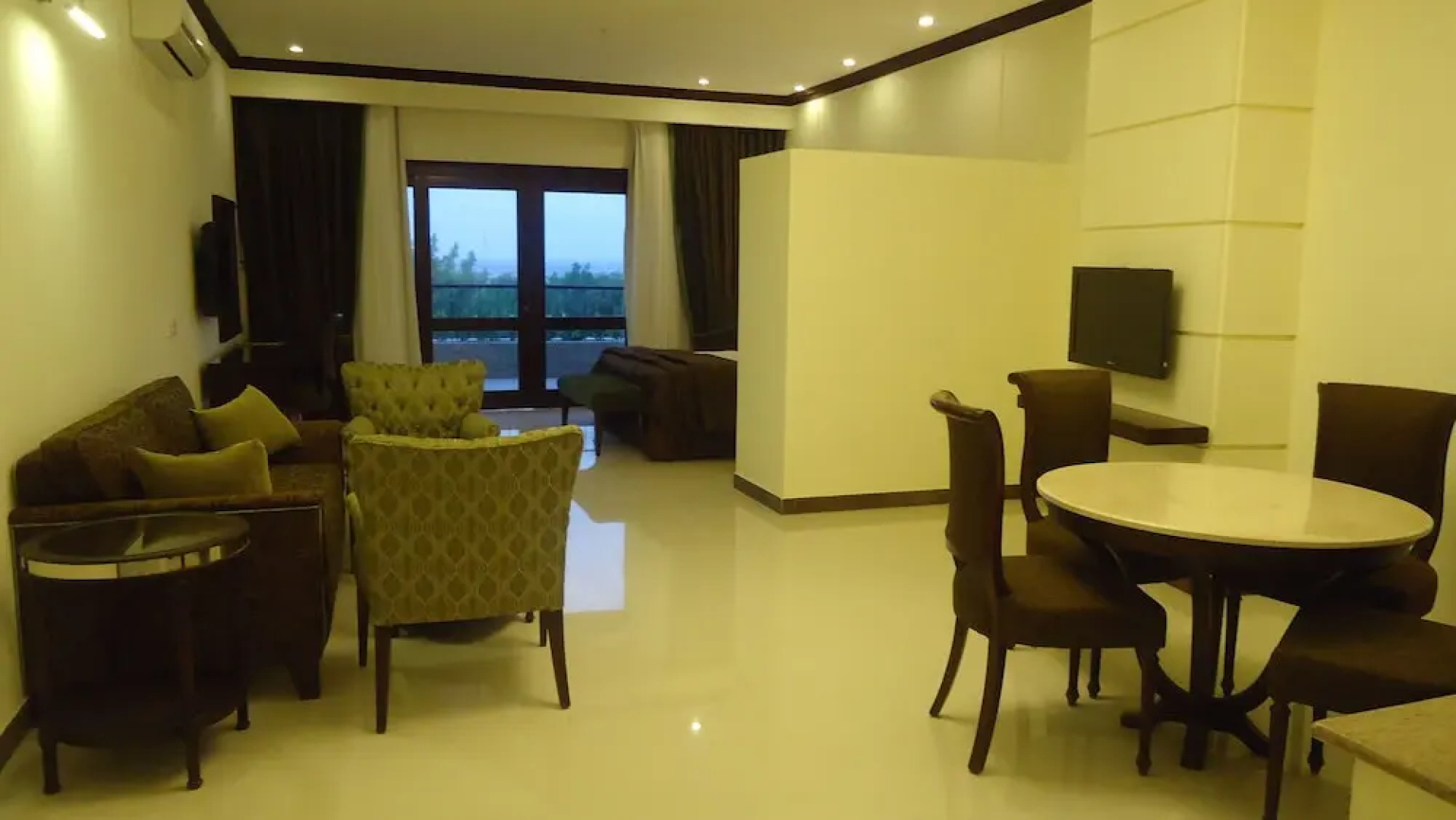Dreamworld Resort, Hotel & Golf Course