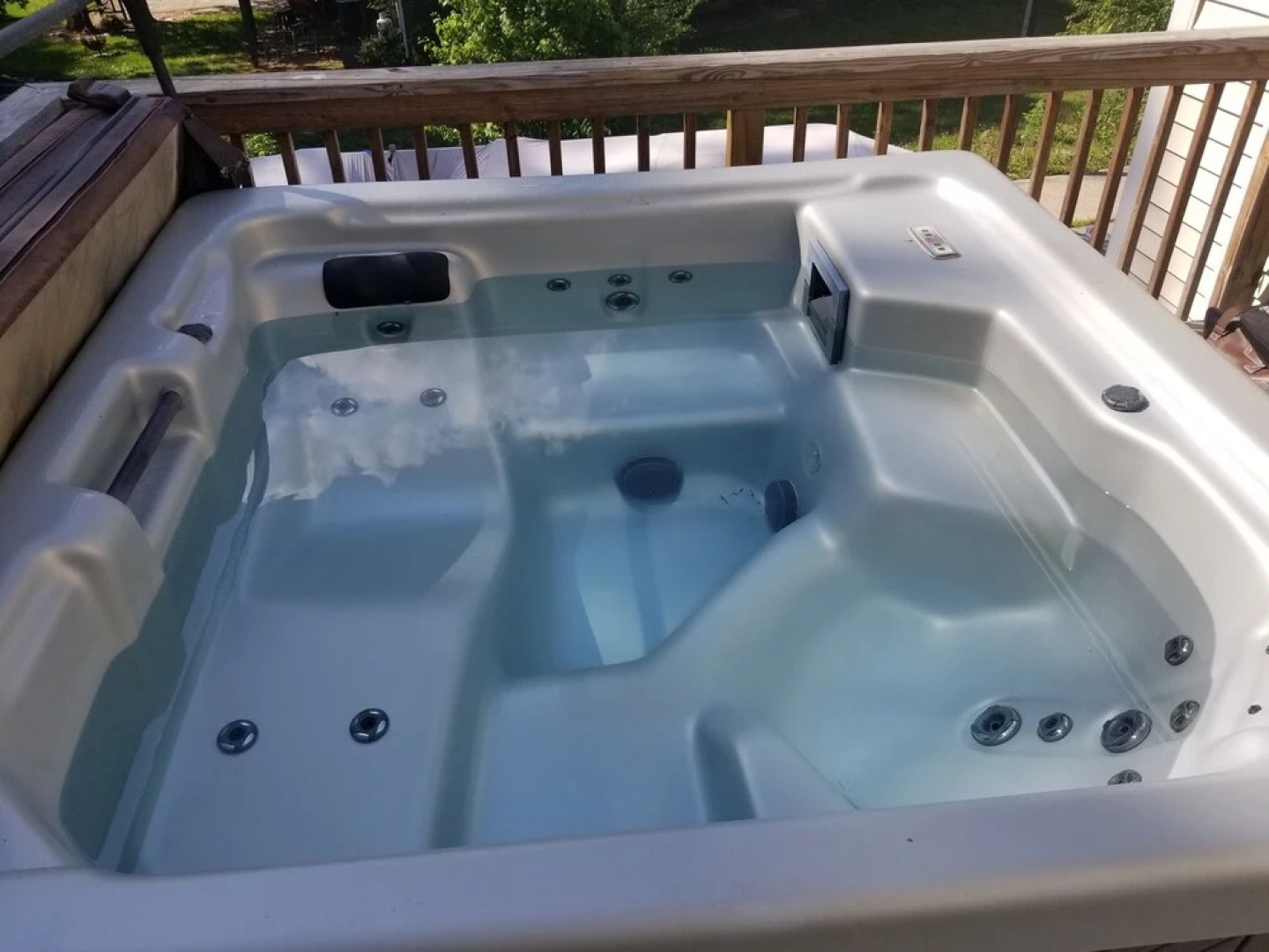 Kernersville Hot Tub  Pool  Arcade Gym Wifi Coffee