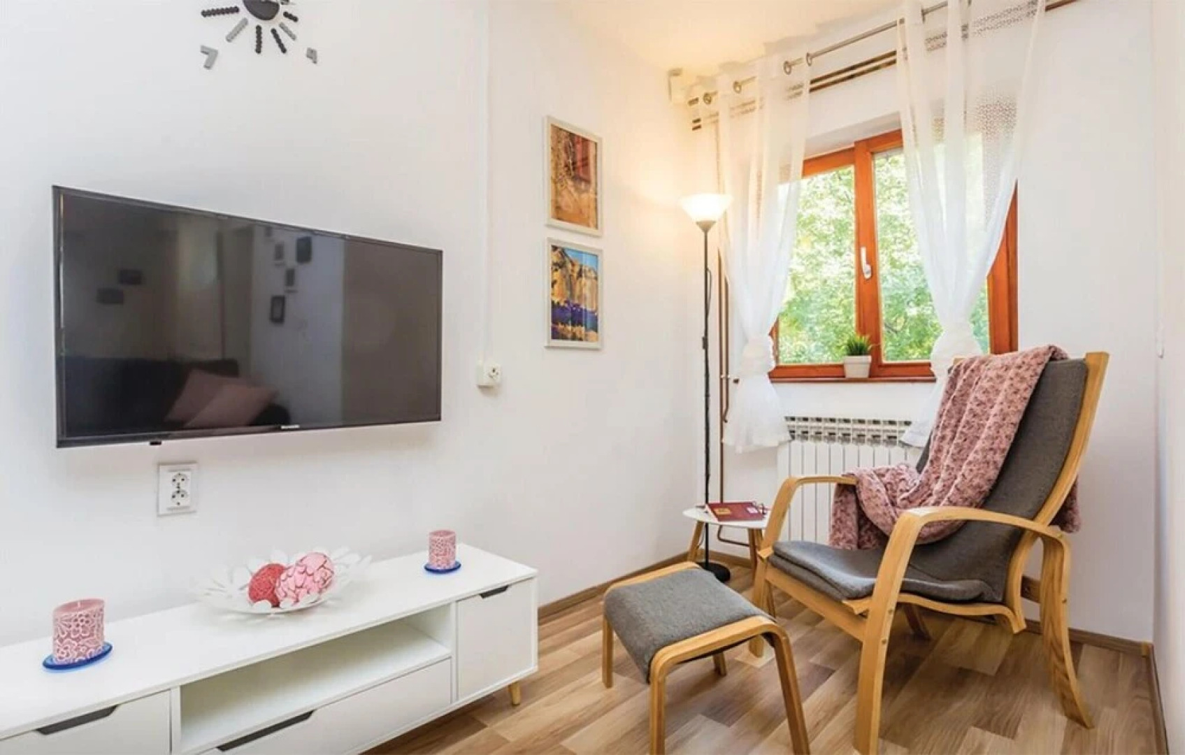 Nice Home in Starigrad With Wifi and 3 Bedrooms