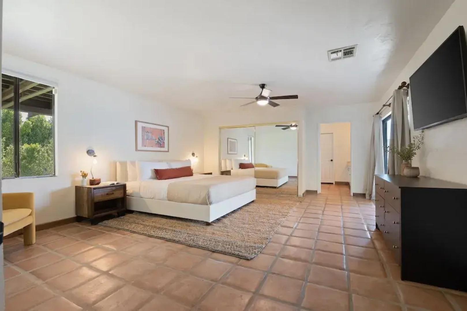 Starlight Estate by Avantstay 20 People Architectual Mansion w Pool Tennis Court Game Room