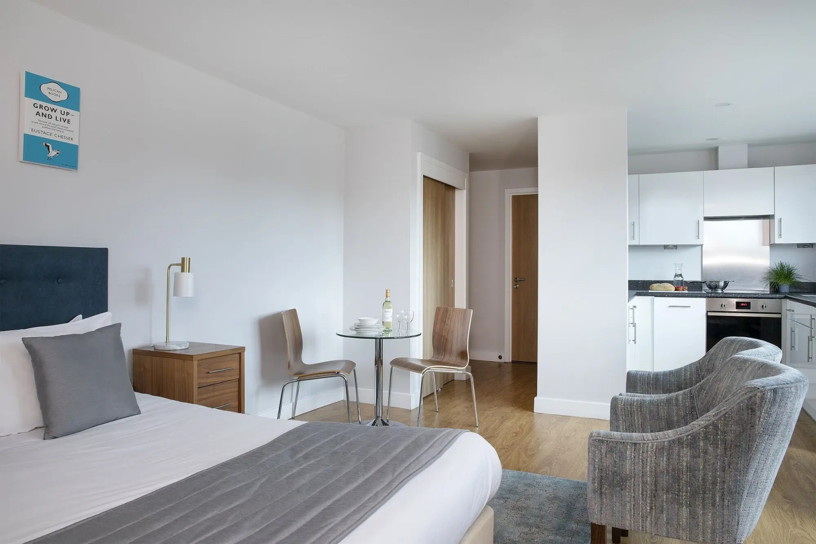 HQ Aparthotel Farnborough