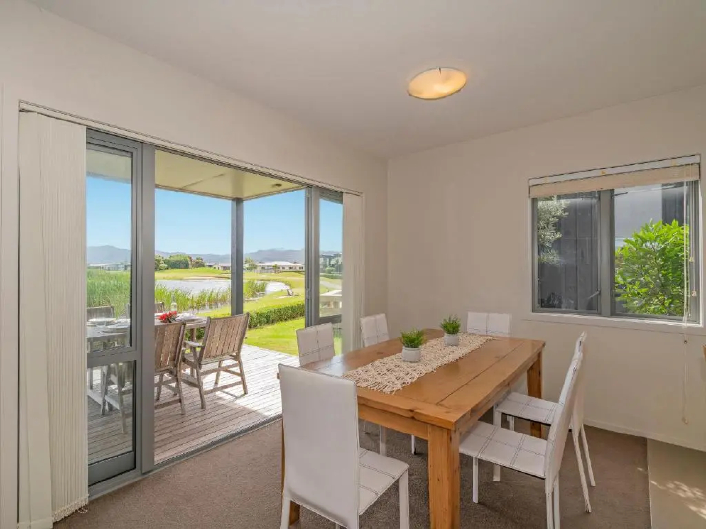 Lakeside Villa Retreat - Matarangi Downstairs Holiday Unit