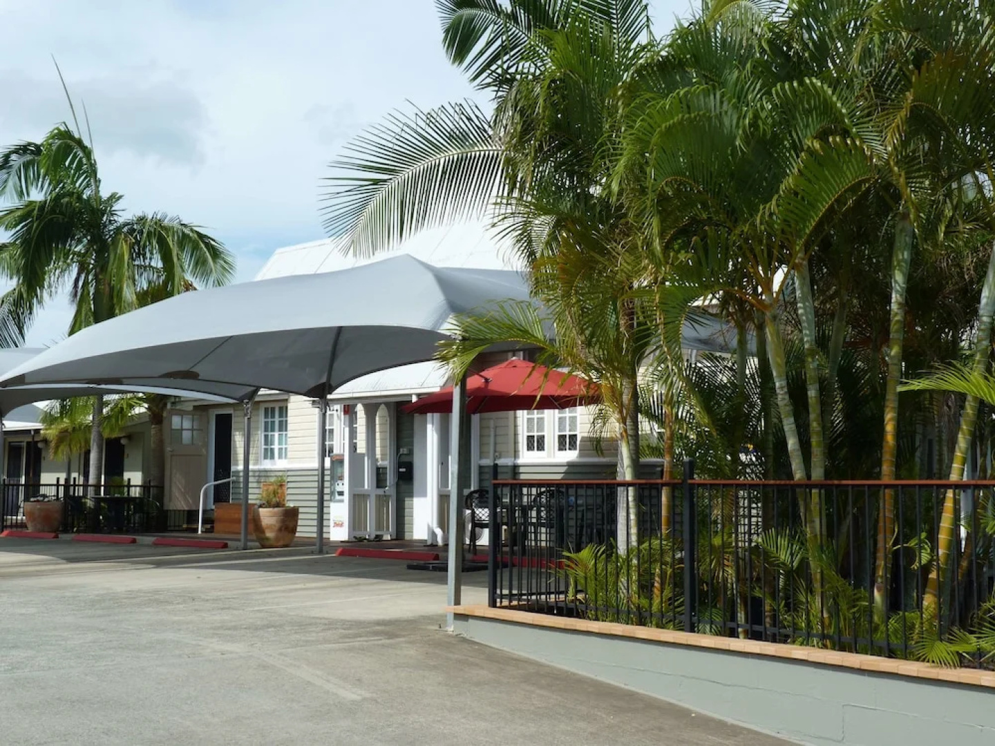 Caboolture Central Motor Inn, SureStay Collection by BW