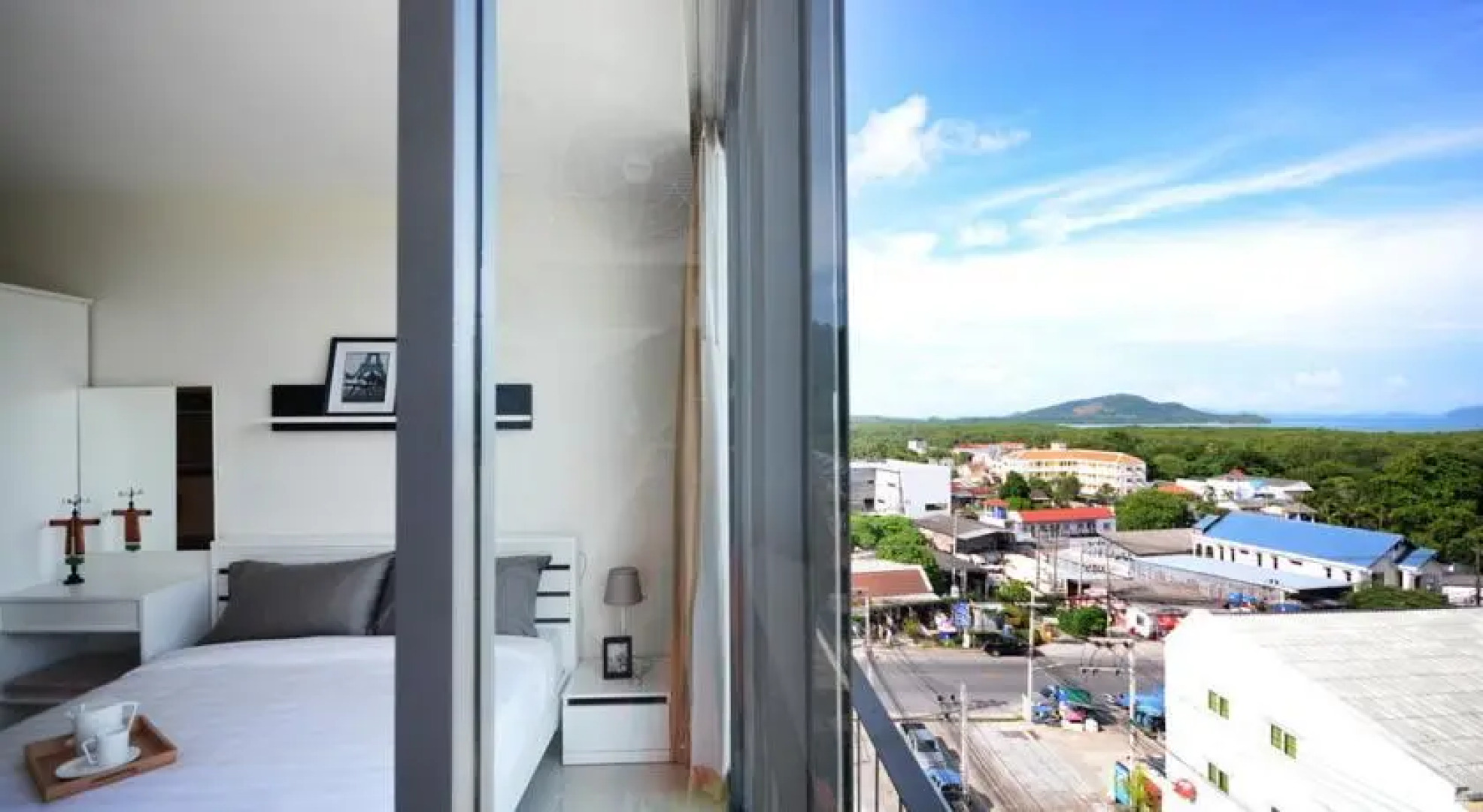 The Square Residence