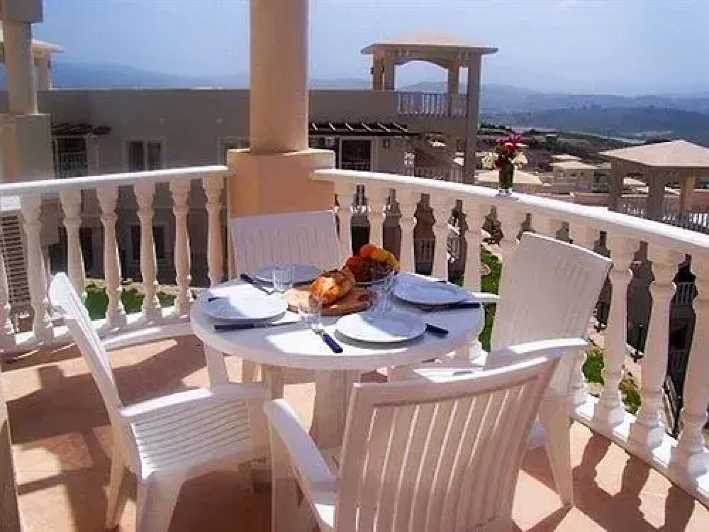 Flamingo Country Residences