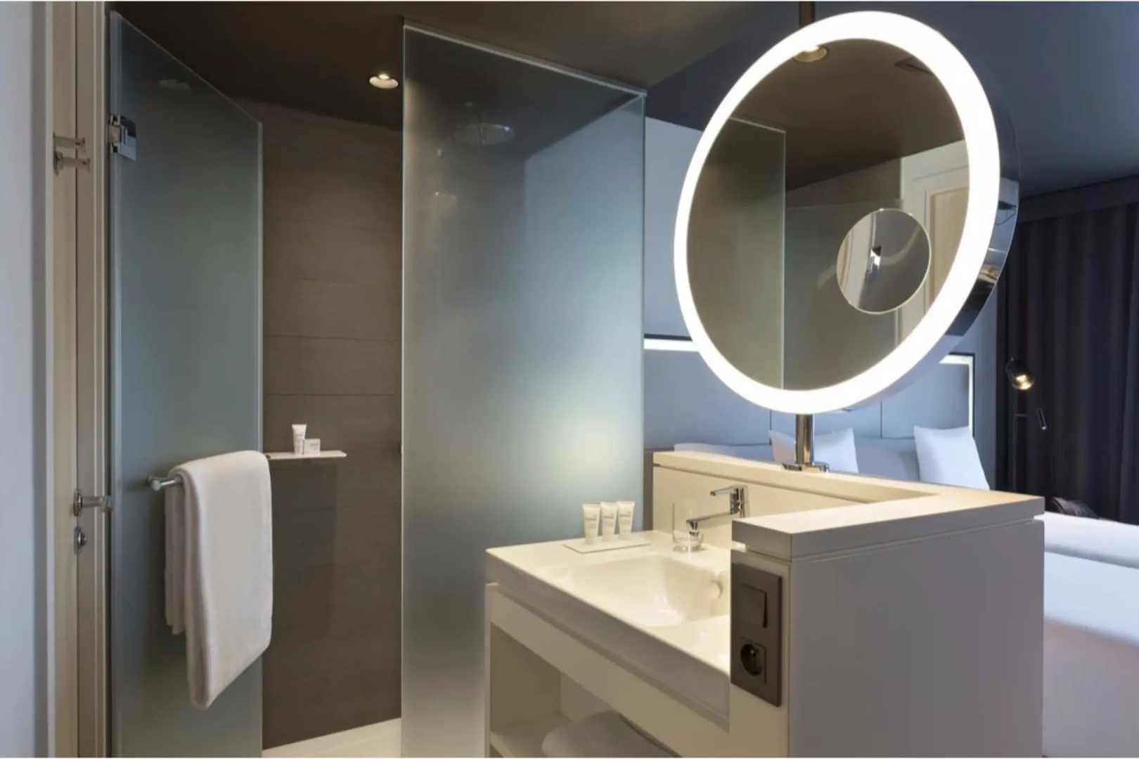 INNSiDE by Meliá Paris Charles de Gaulle Airport