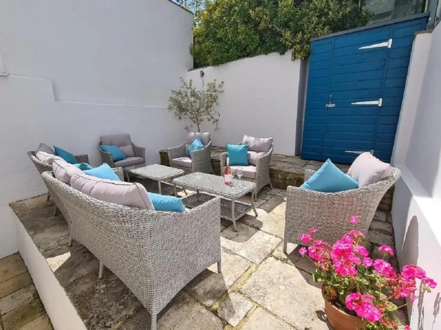 Cliffhanger 18 Castle Road