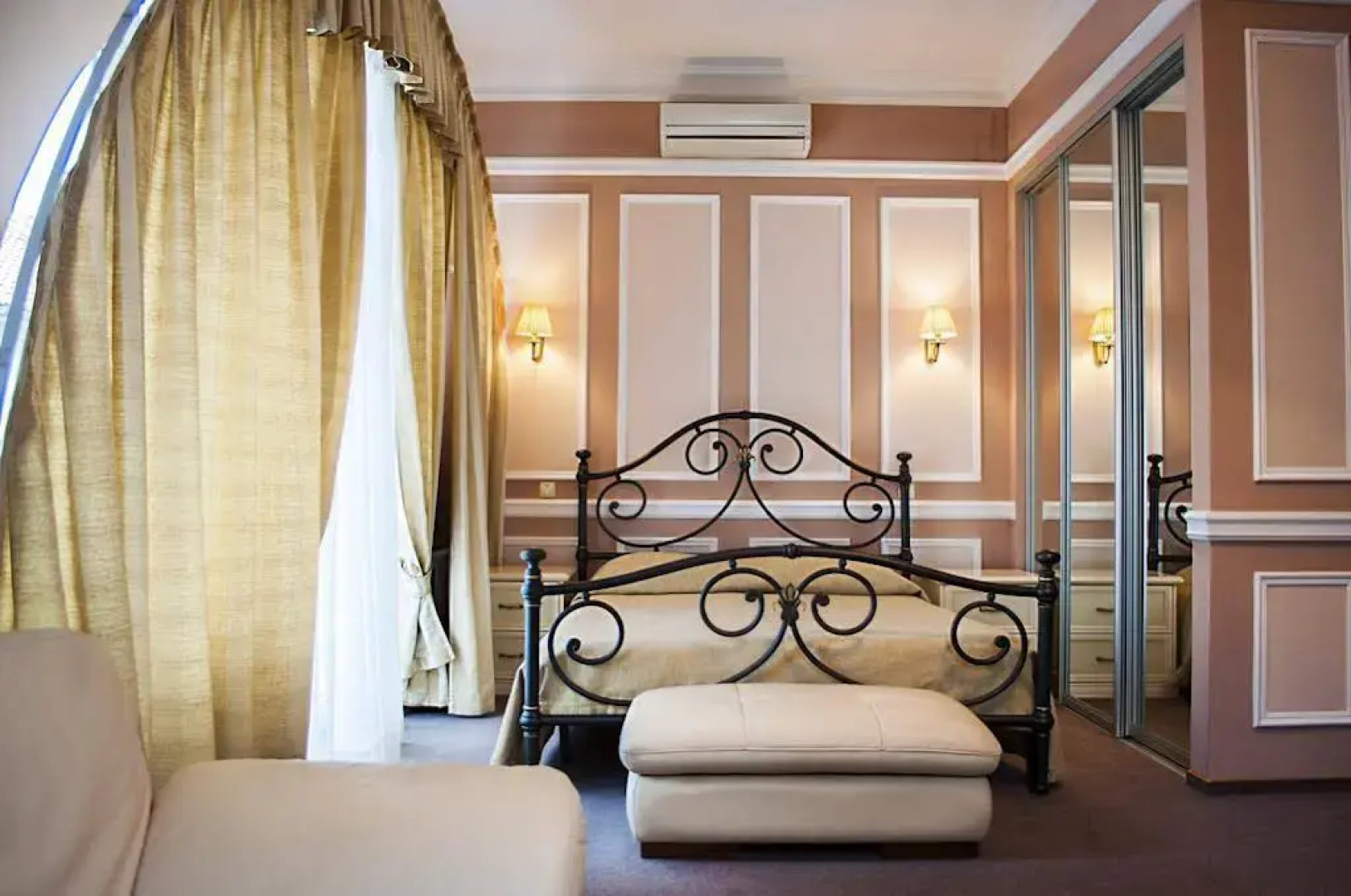 Гостиный Двор