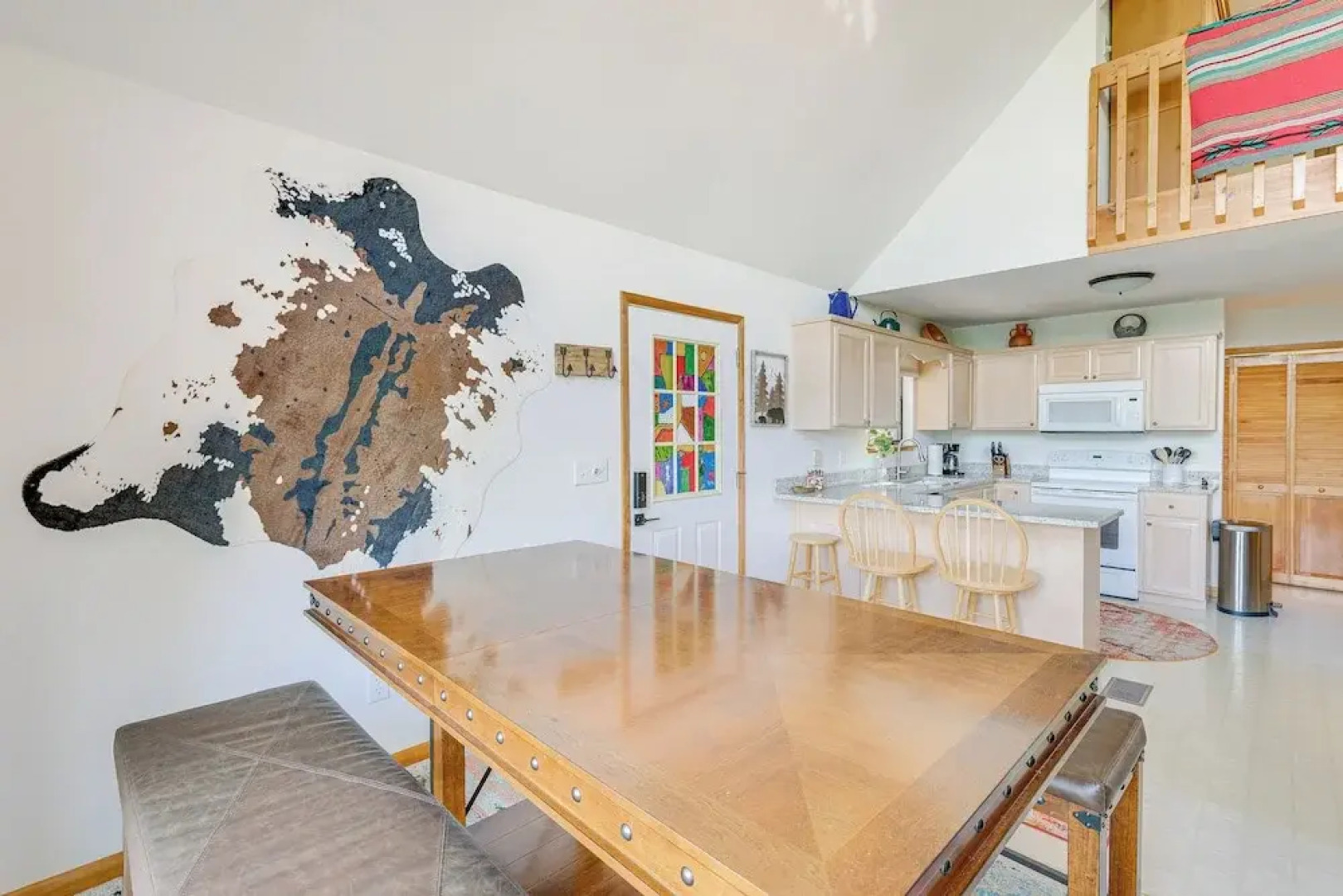 Murphy Cabin w/ Deck & Sweeping Mountain Views!