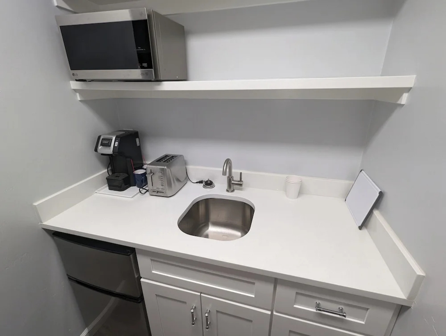 Majestic Rockies Motel