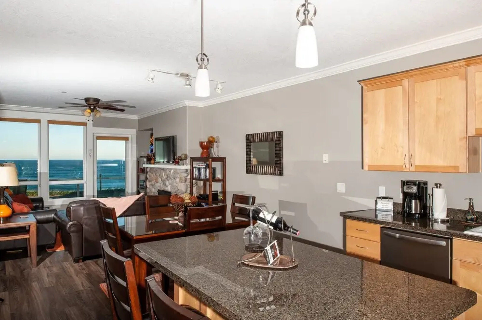 Keystone Vacation Rentals - Sea to Believe Condo