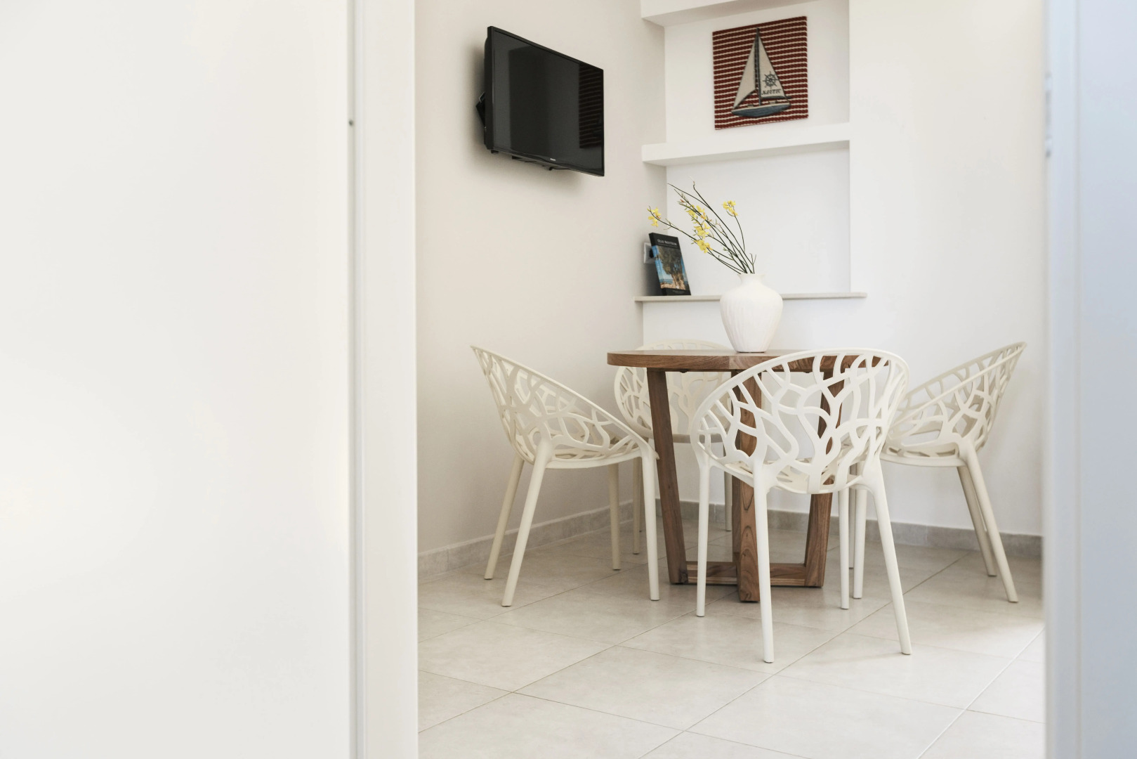 Luna Minoica Suites and Apartments