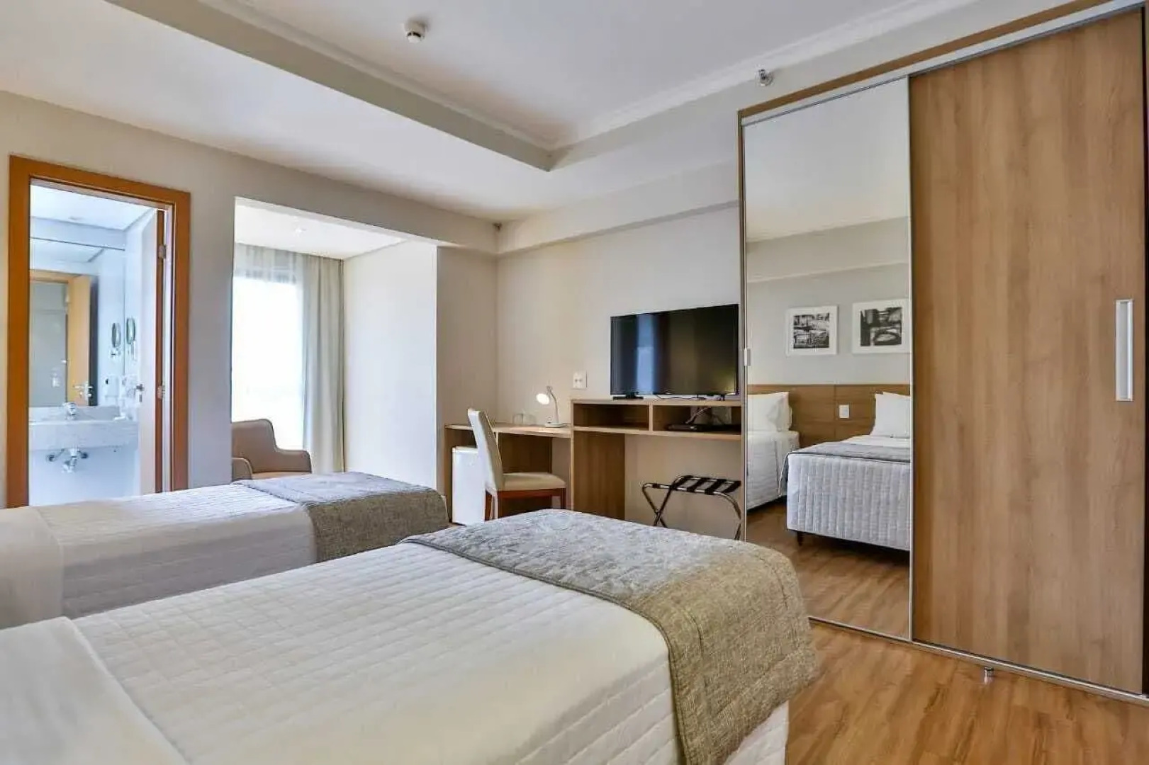 Casa Vila Pinhal Broa