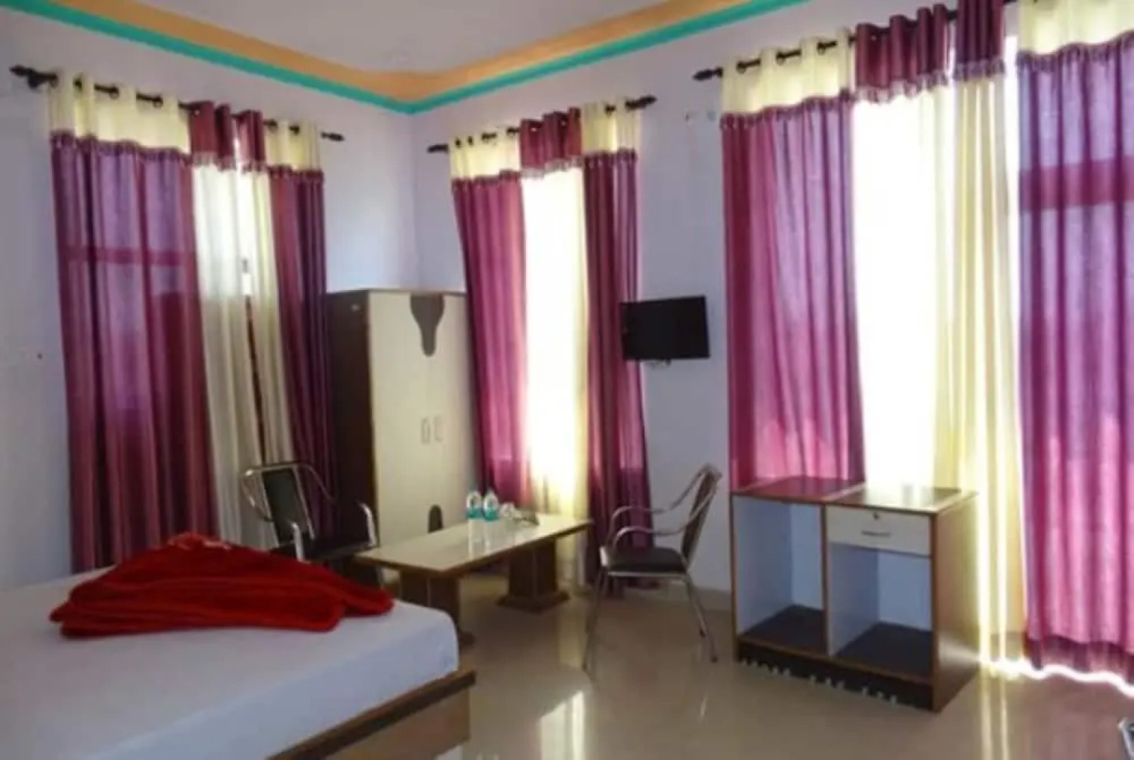 Hotel Jhansla By GRB