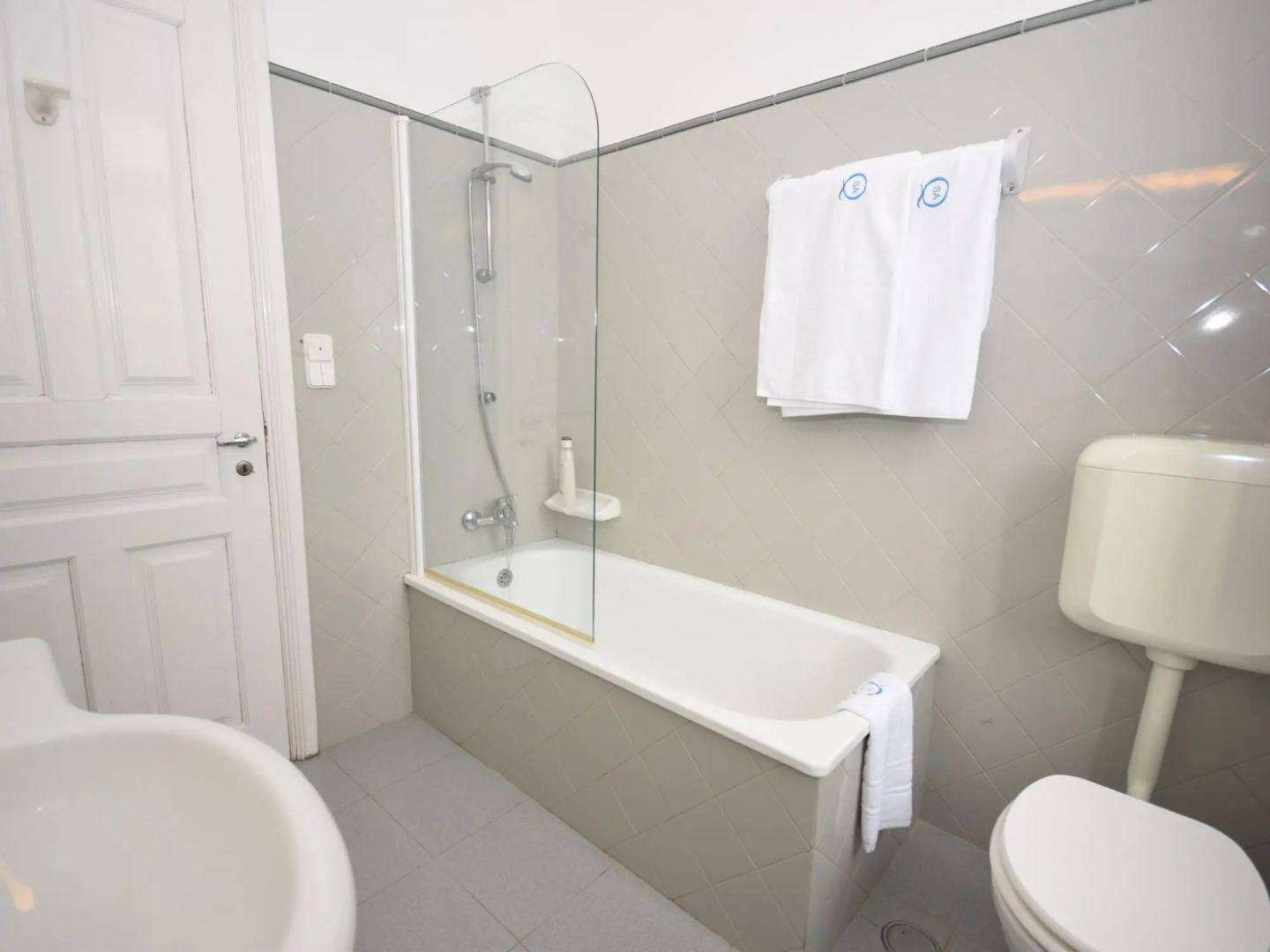 Lush Mansion In Aldeia Galega With Private Pool