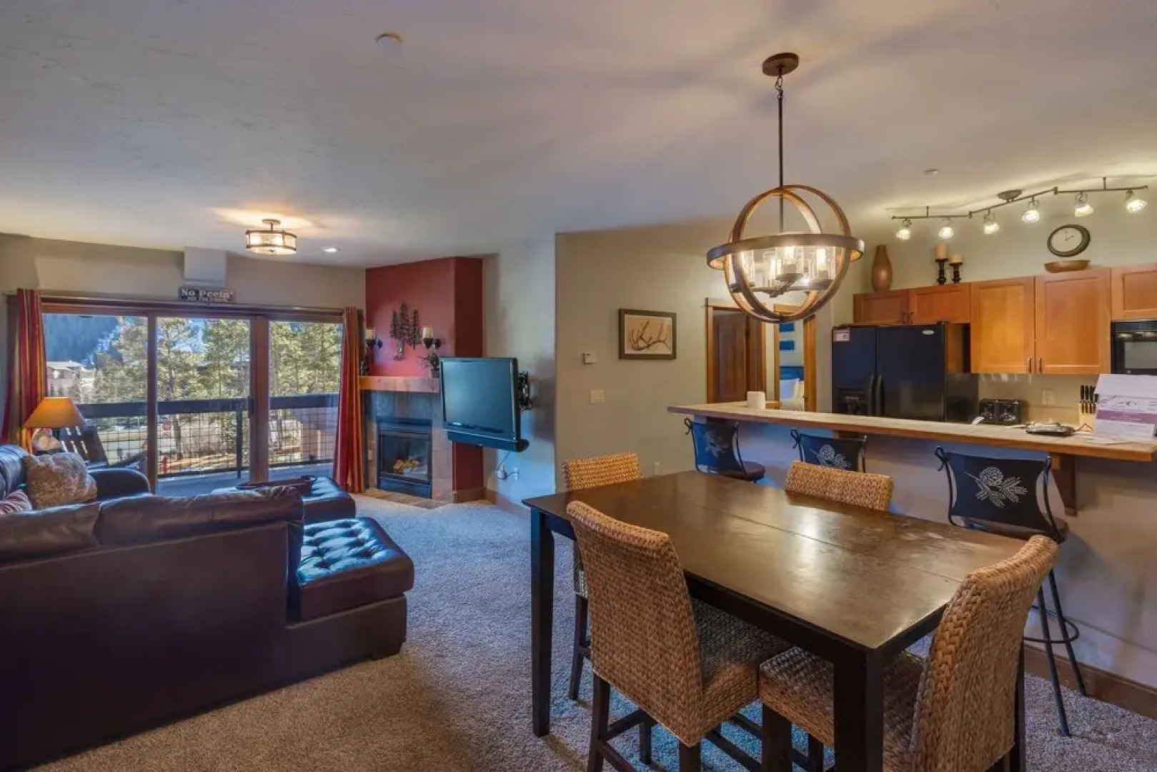 Oro Grande by Summit County Mountain Retreats