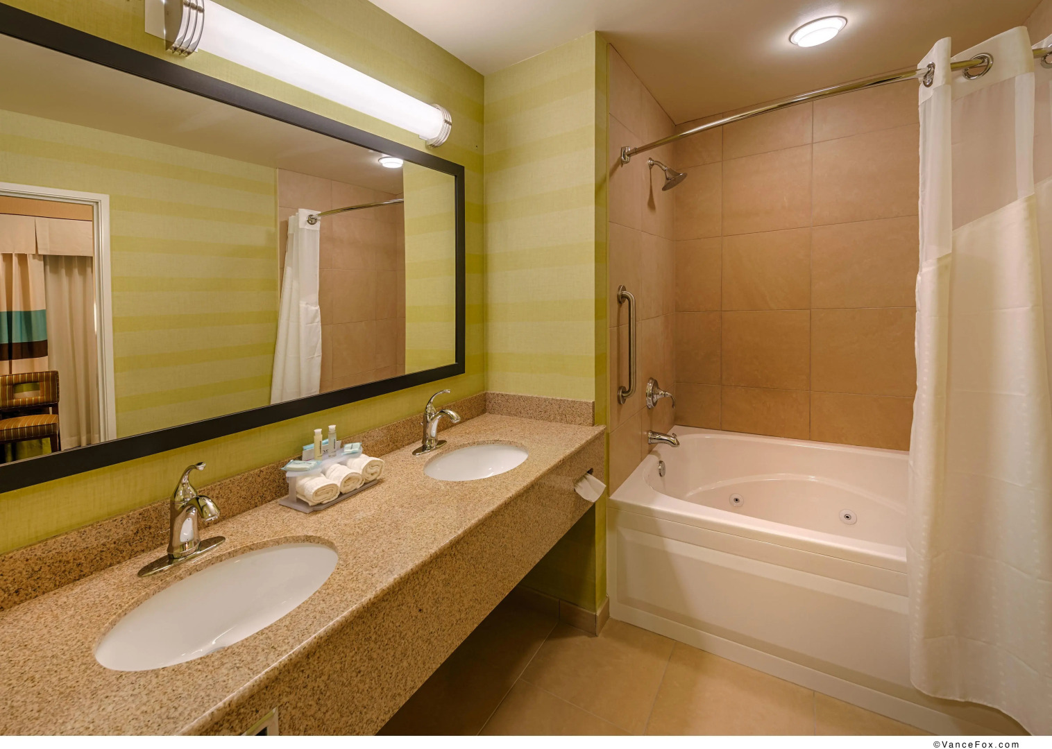 Holiday Inn Express Hotel & Suites Red Bluff-South Redding by IHG