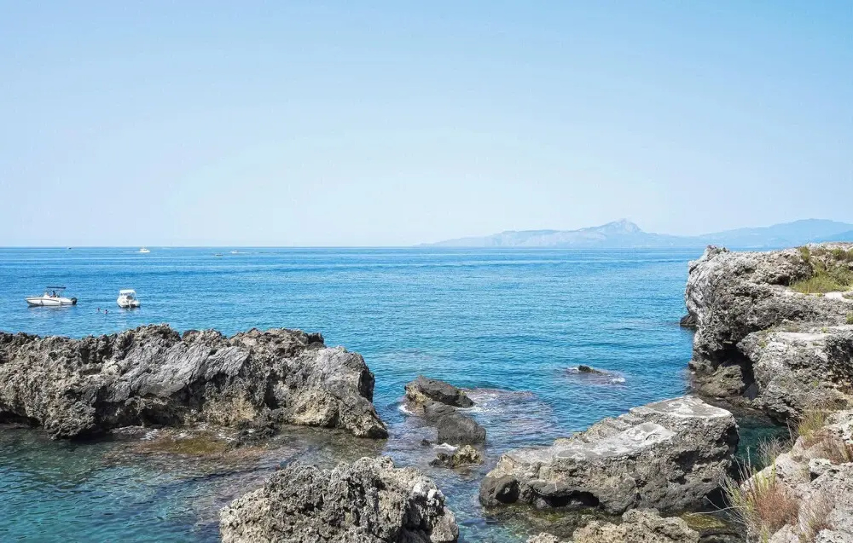 Nice Apartment in Caulonia Marina With 2 Bedrooms, Wifi and Outdoor Swimming Pool