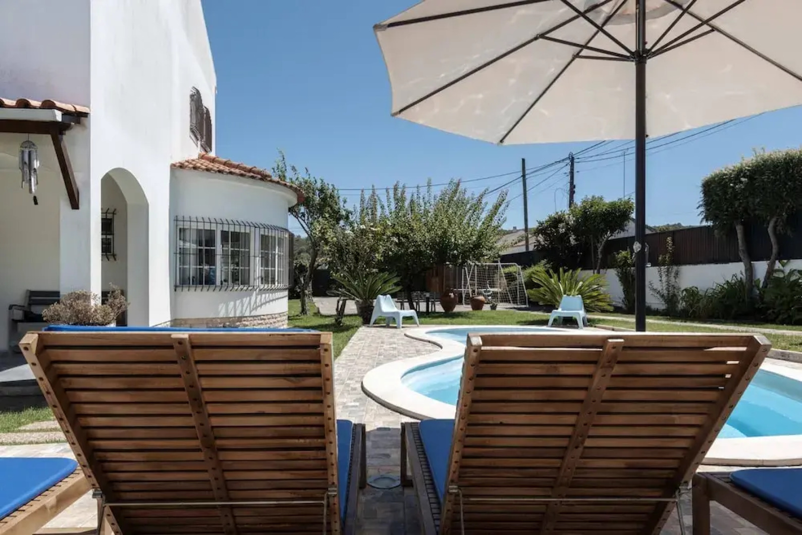 Sesimbra Stylish Villa by Homing