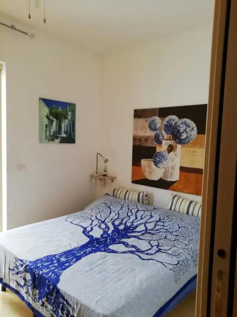 Appartamento rifinito con vista panoramica a 50 mt dal mare