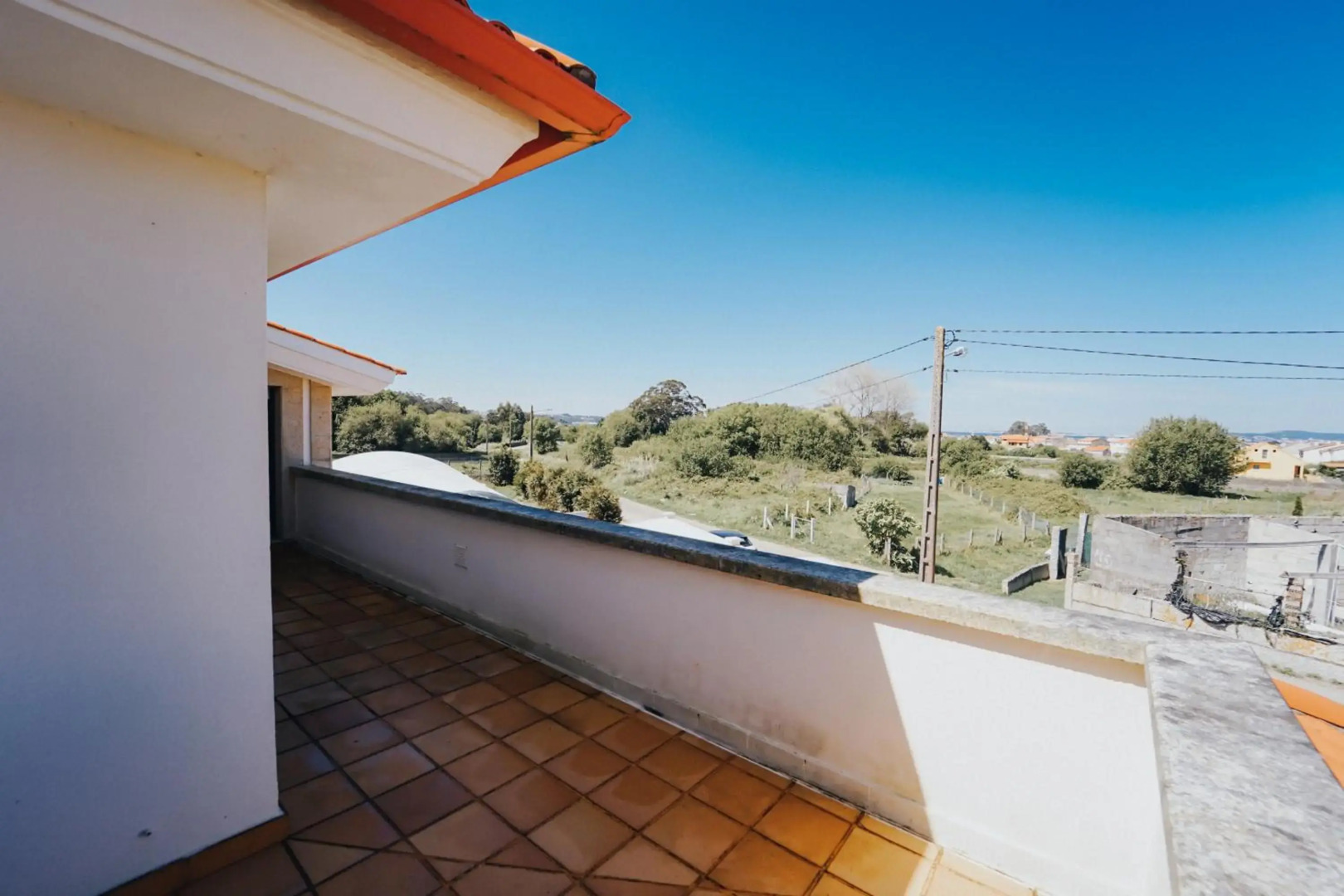 Villa con piscina a pie de playa