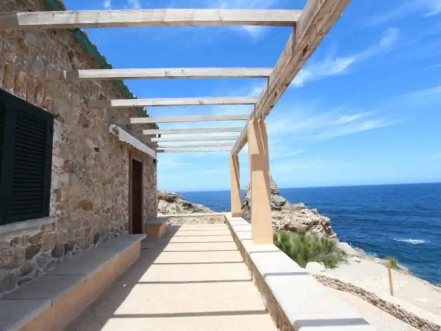 102606 -  Villa in Estellencs