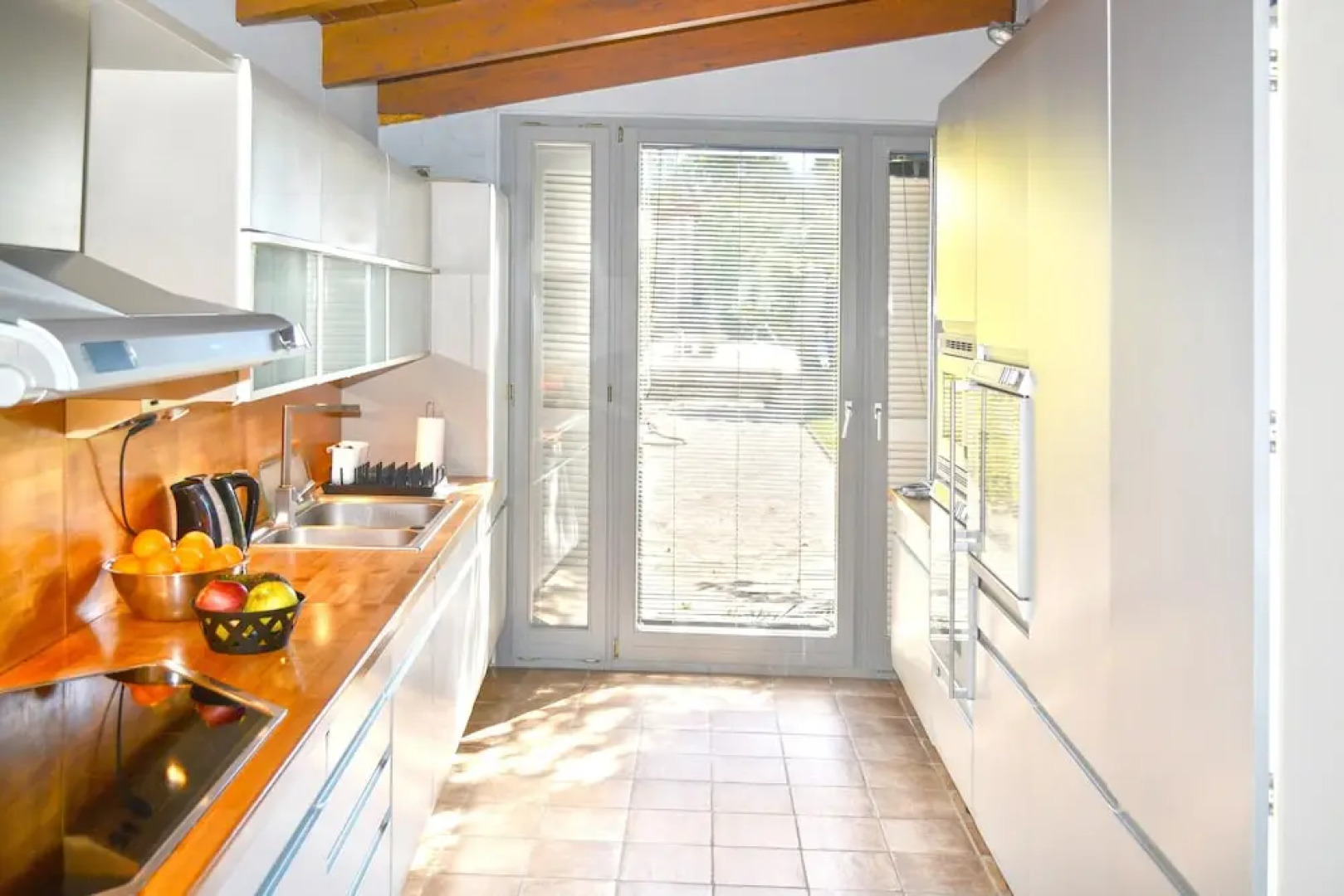 House With 4 Bedrooms in Roitika, With Wonderful sea View, Private Poo