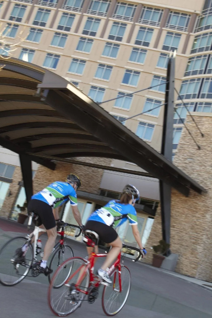 Renaissance Boulder FlatIron Hotel