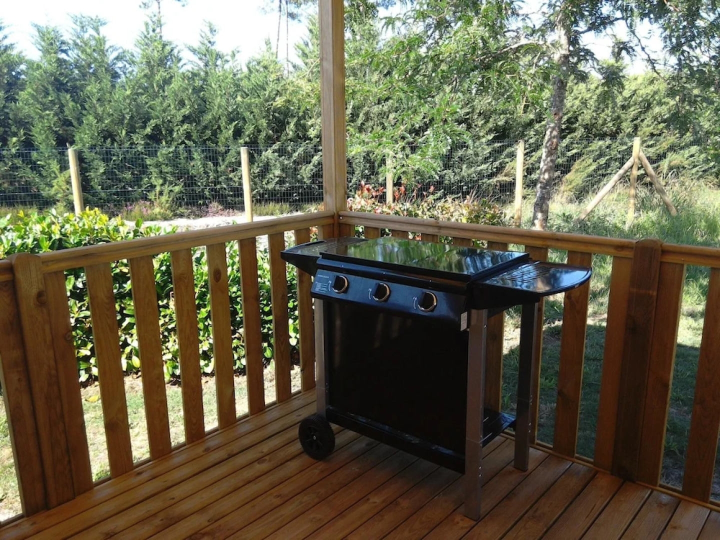 Bungalow With 3 Bedrooms in Gastes, With Pool Access and Furnished Ter