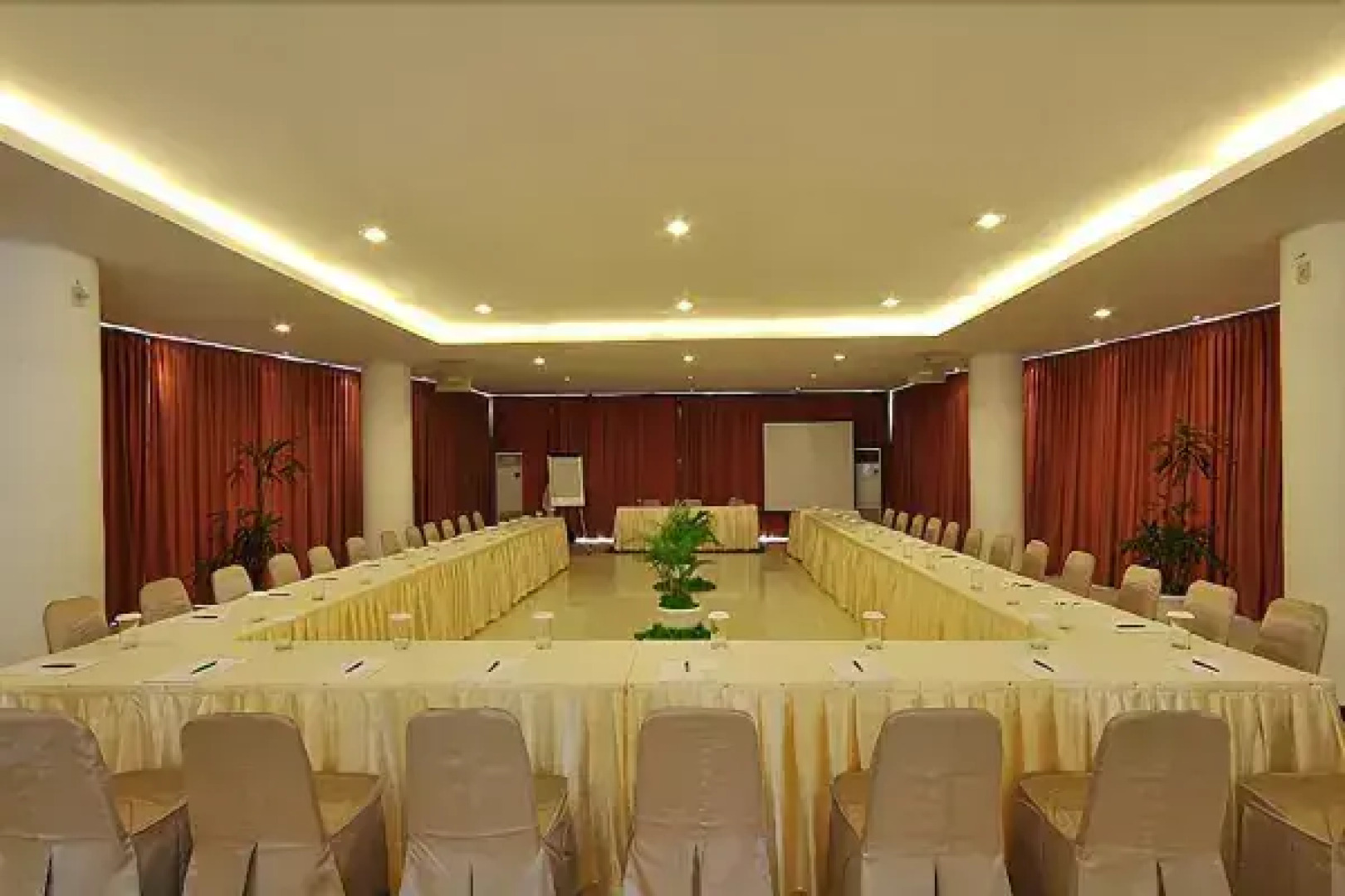 The Hill Hotel & Resort Sibolangit Powered by Archipelago