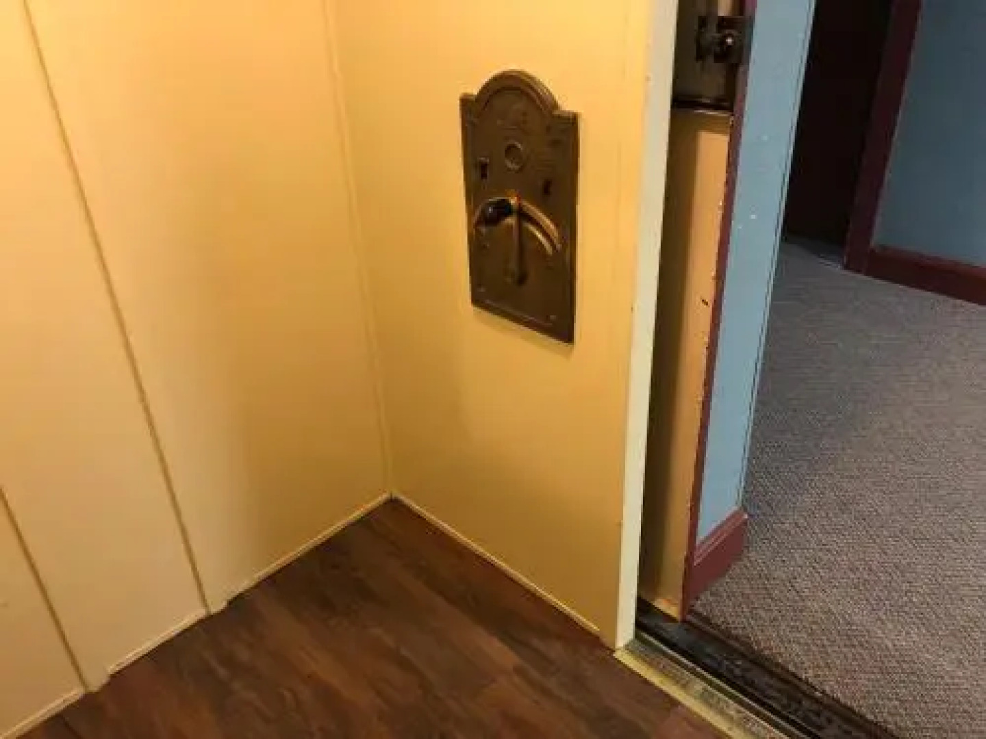 Historic Ortman Hotel - Canistota/Sioux Falls