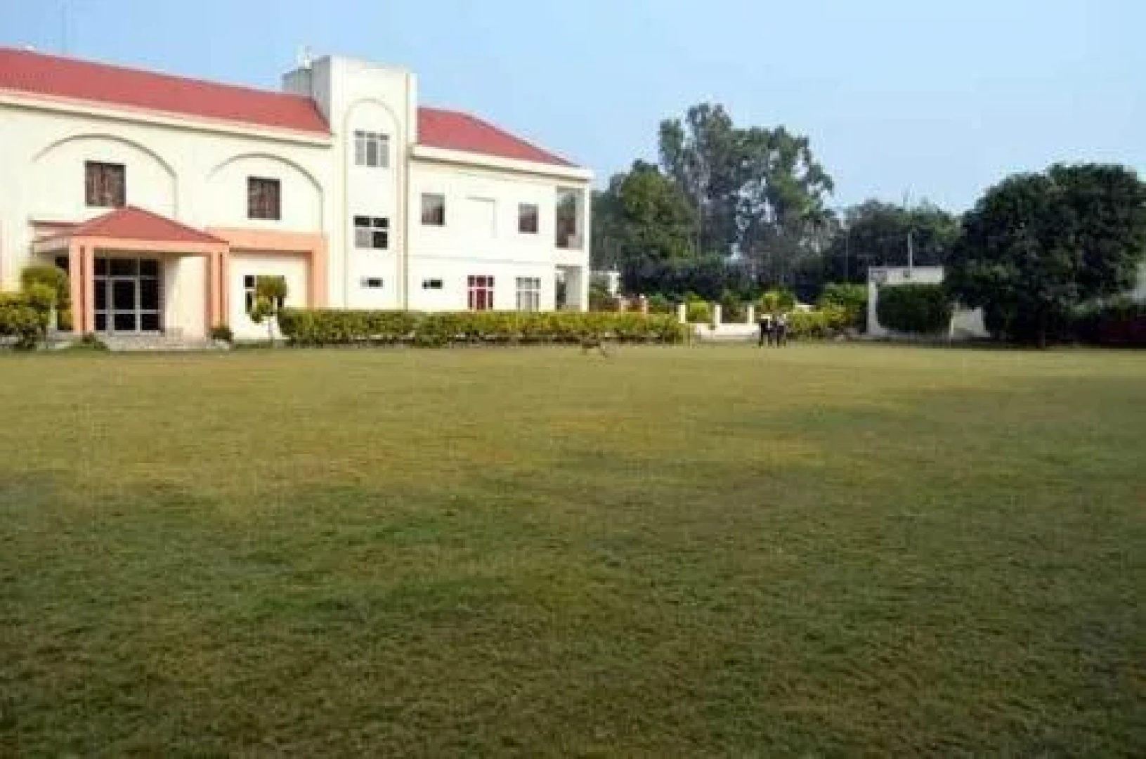 Hotel Garden Court