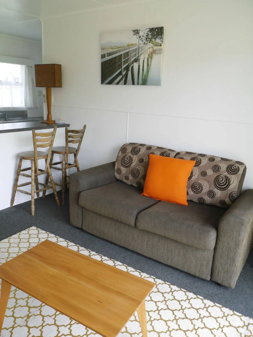 Raglan Palm Beach Motel