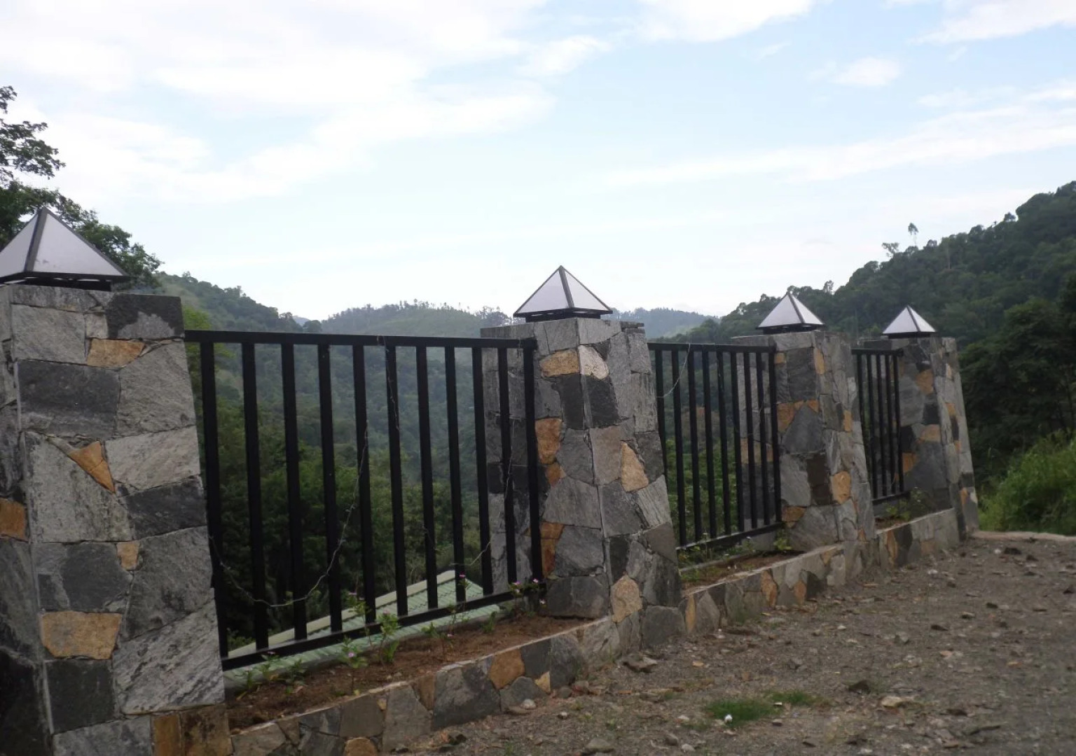 Green Woods Holiday Inn