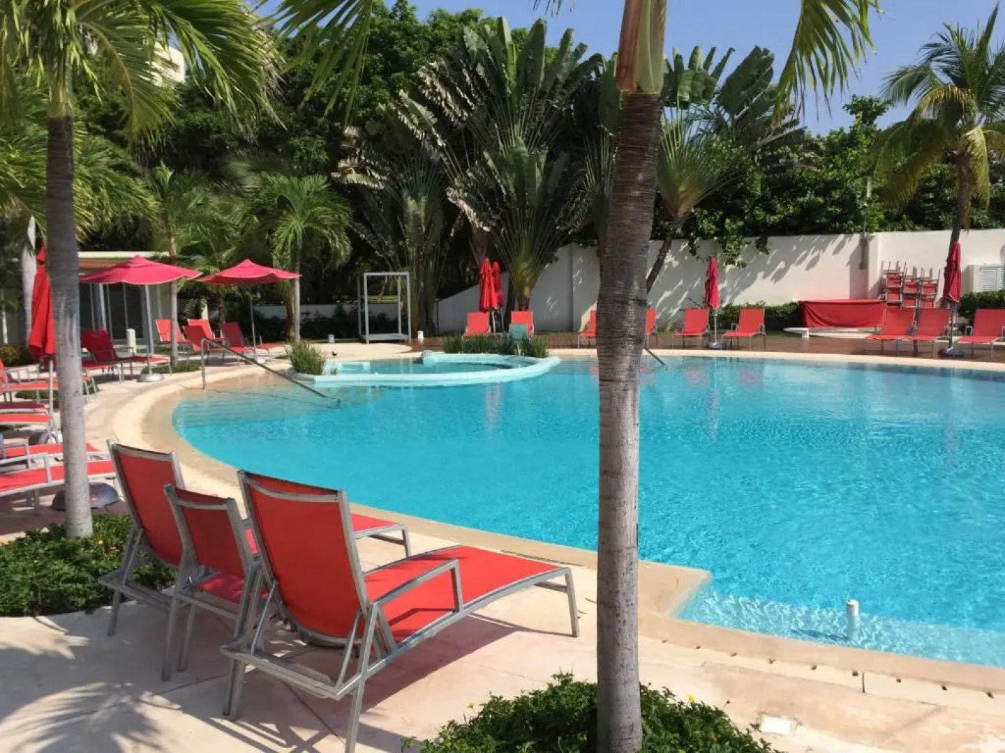 Bay View Grand Marina 1605 Sur