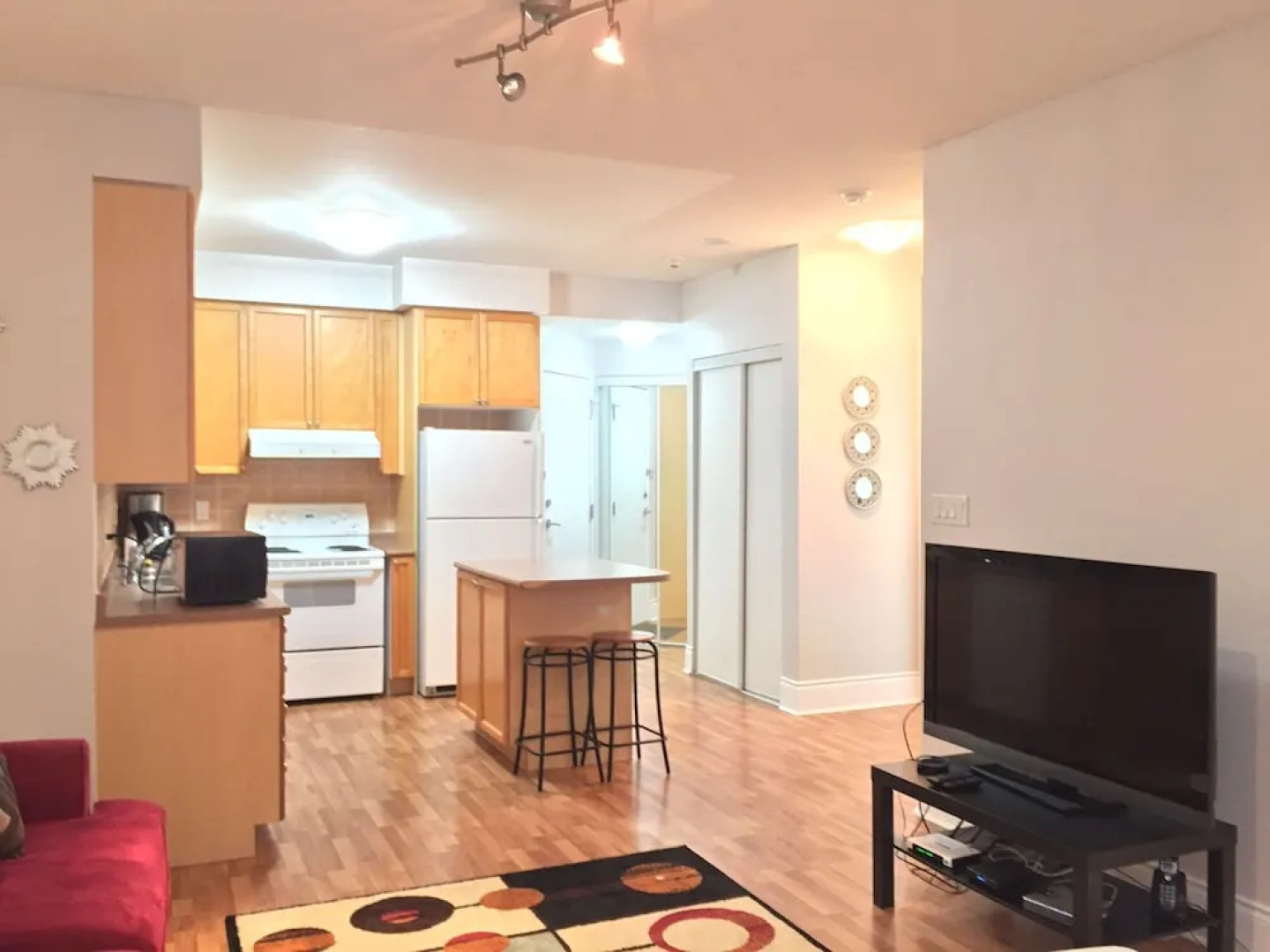 Pelicanstay at Square One Mall