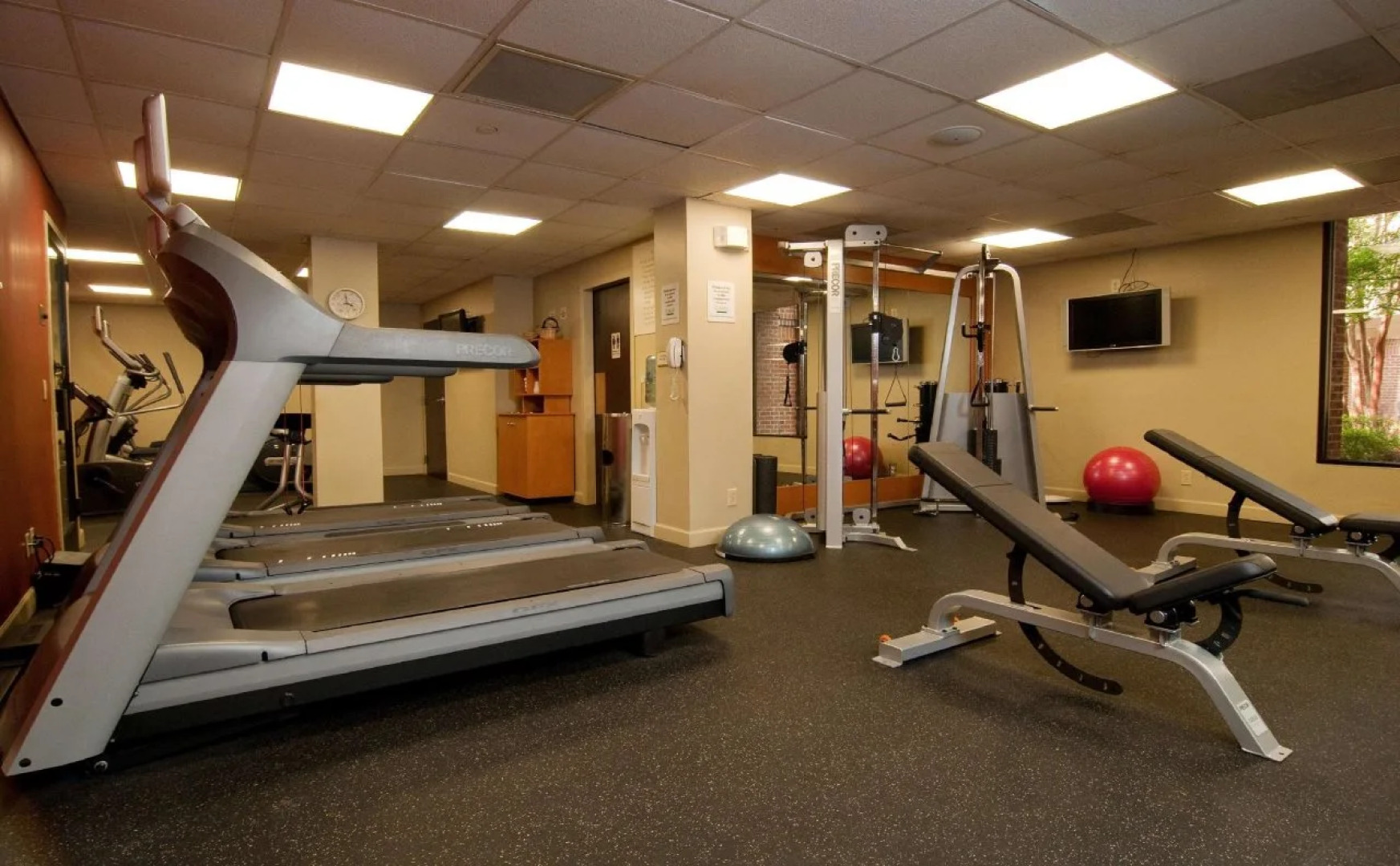 DoubleTree Suites by Hilton Charlotte - SouthPark