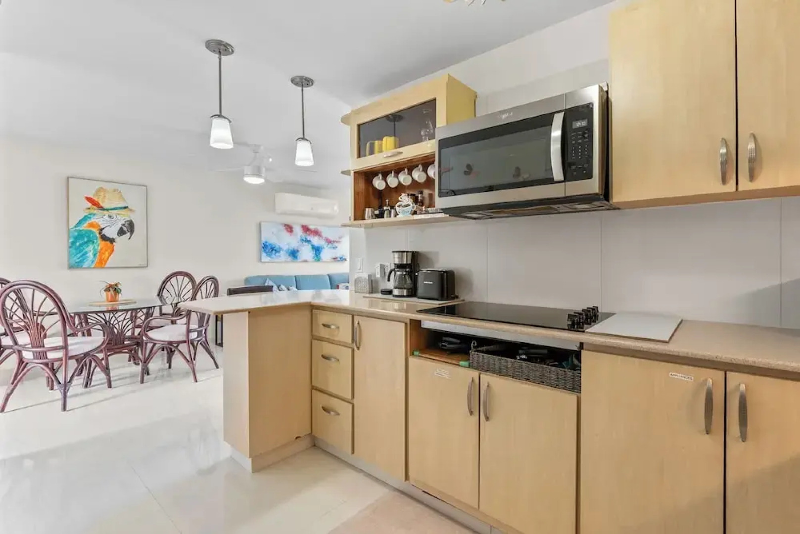 Playas Del Yunque Condo: Pool & Beach Access