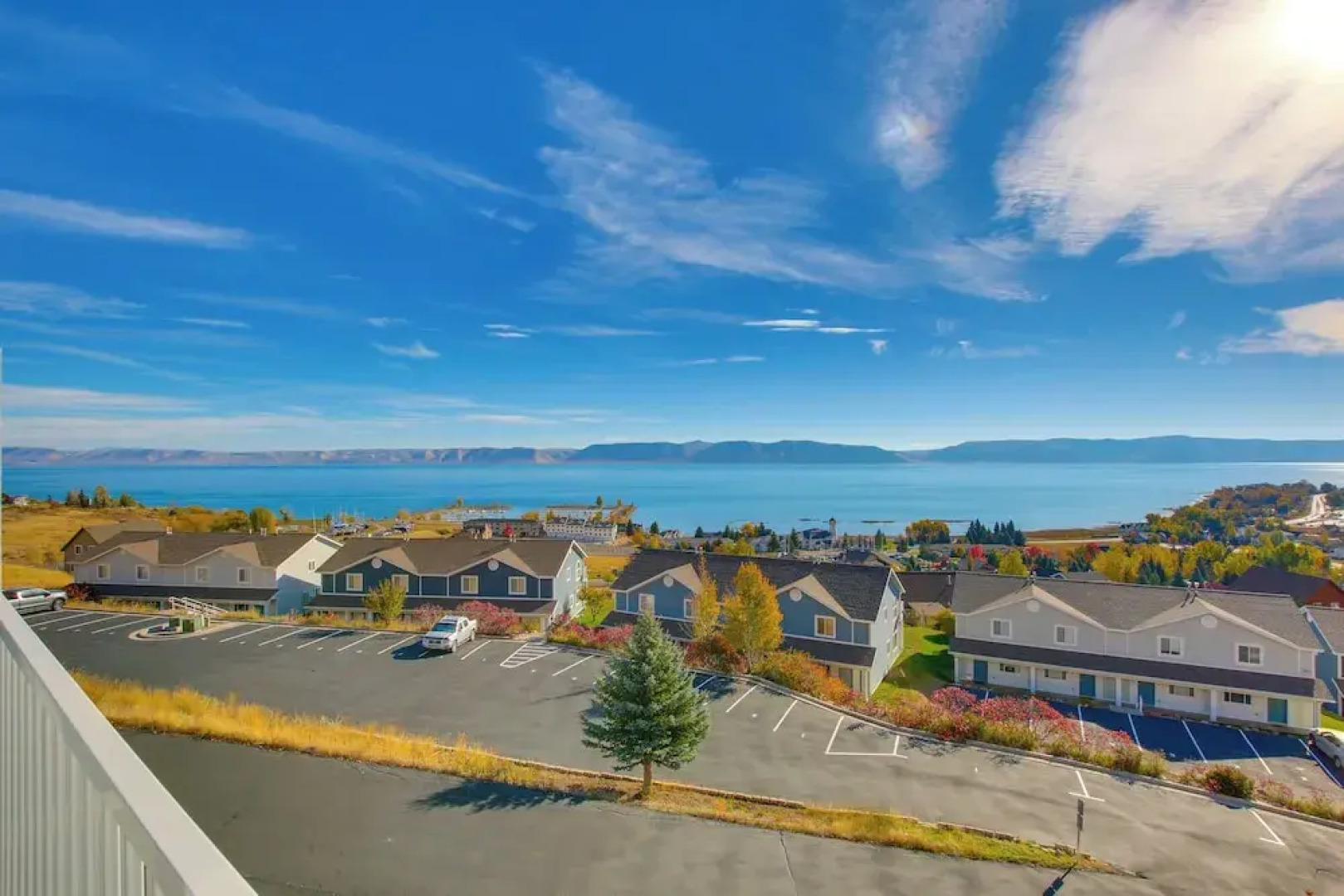 Spacious Garden City Townhome w/ Lake Views!