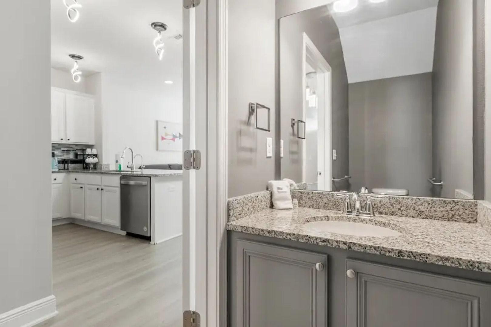 7654 Shadow Lake Drive - Ocean's Eleven