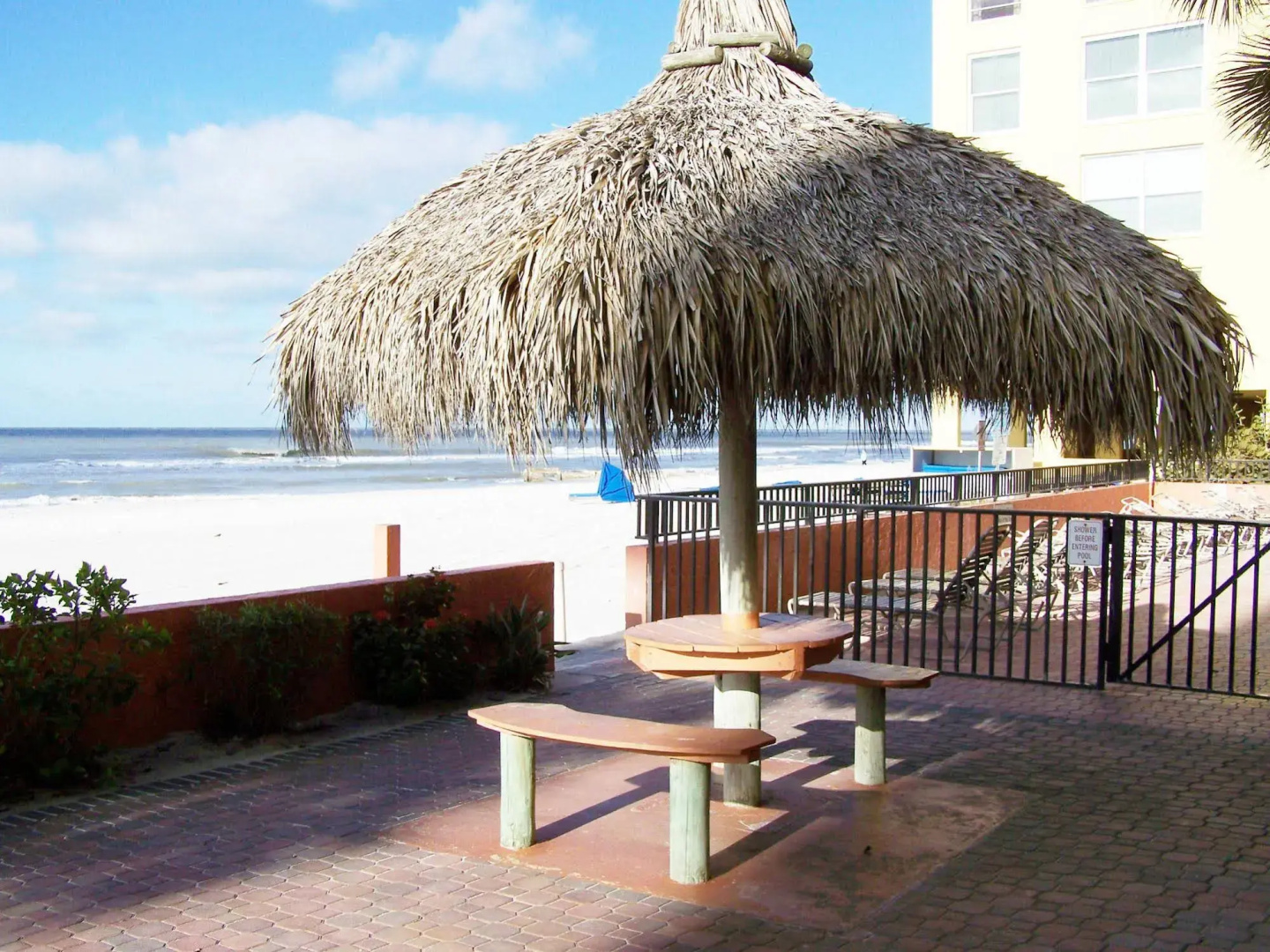 Las Brisas Condominiums